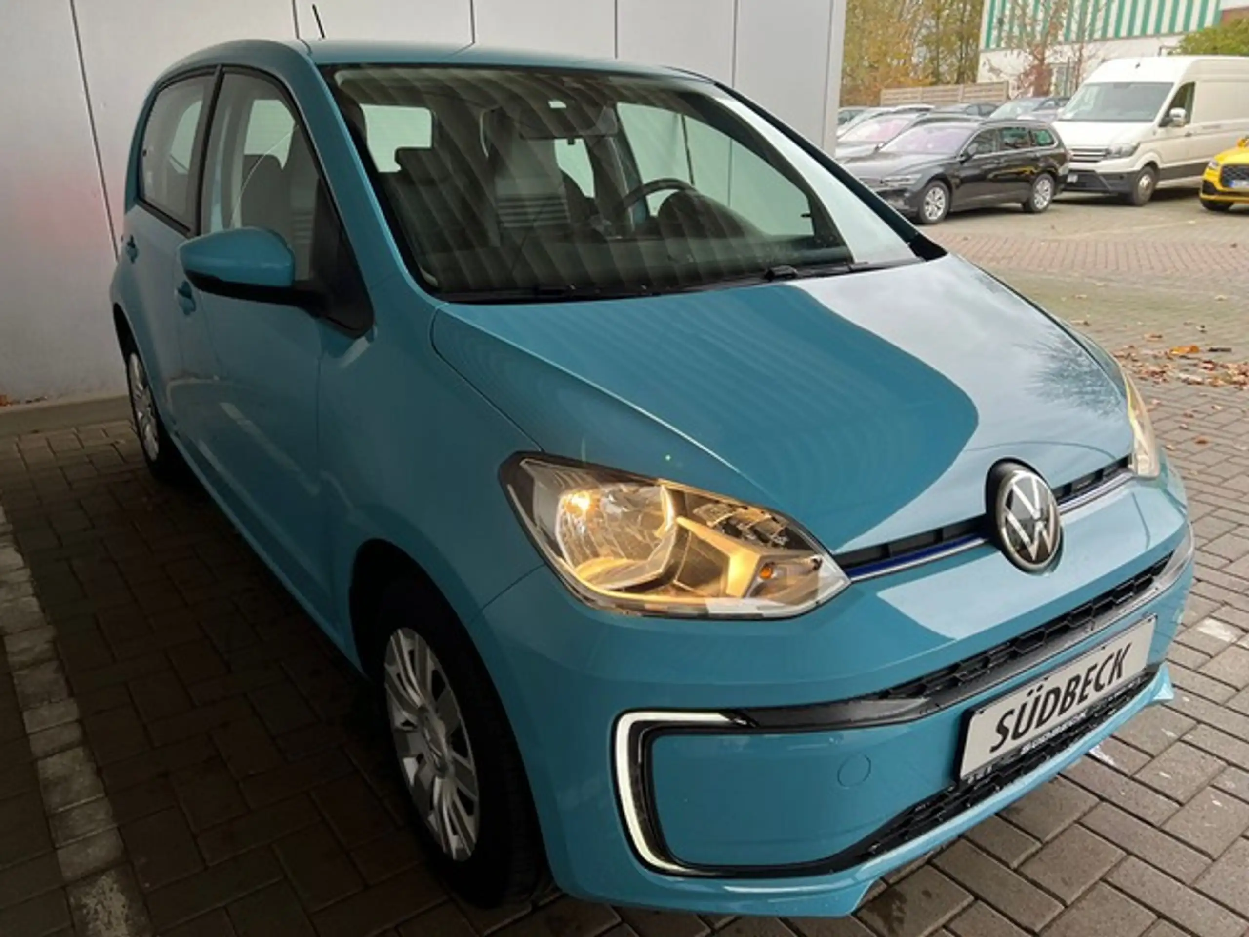 Volkswagen - e-up!