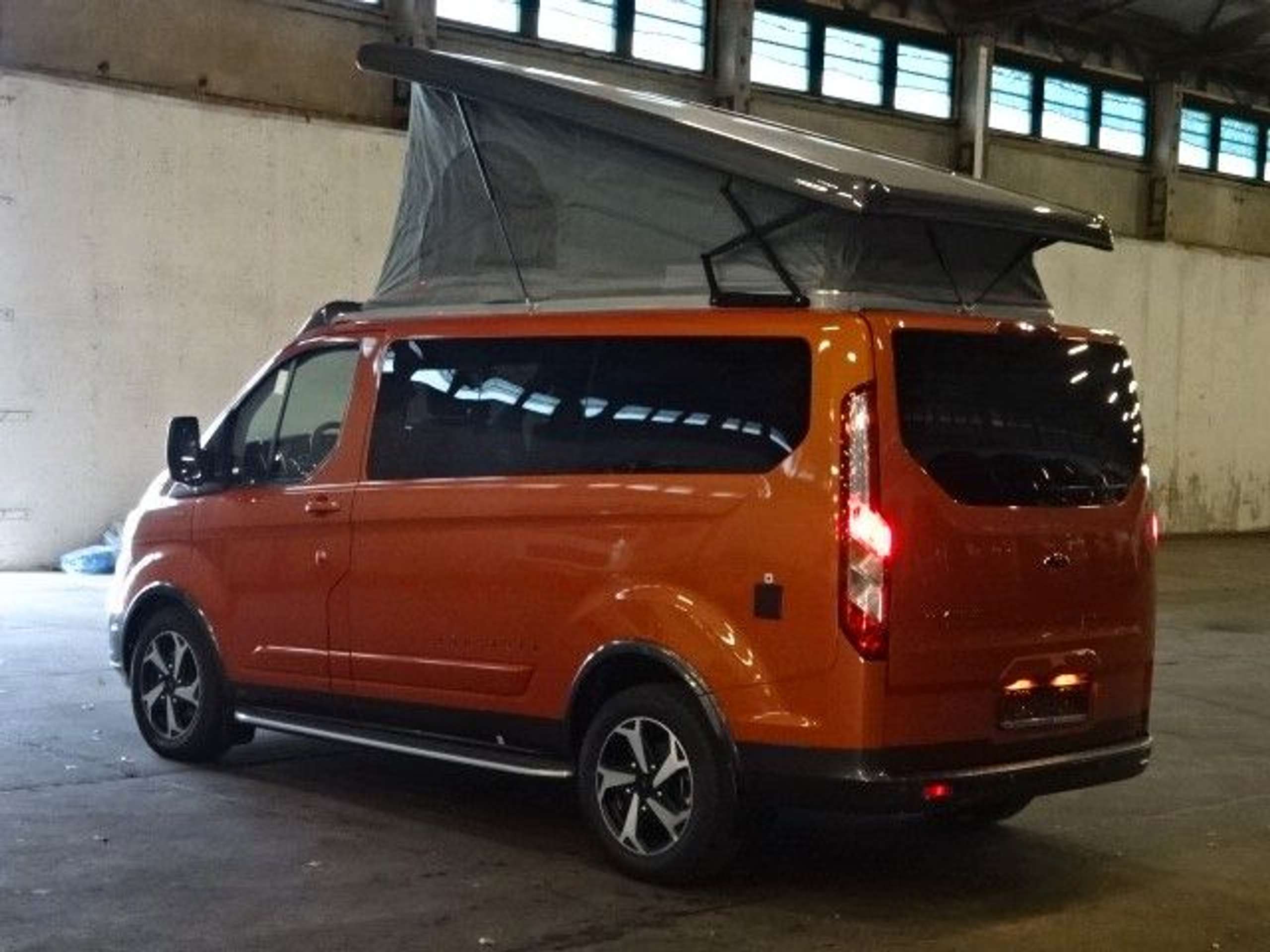 Ford - Tourneo Custom