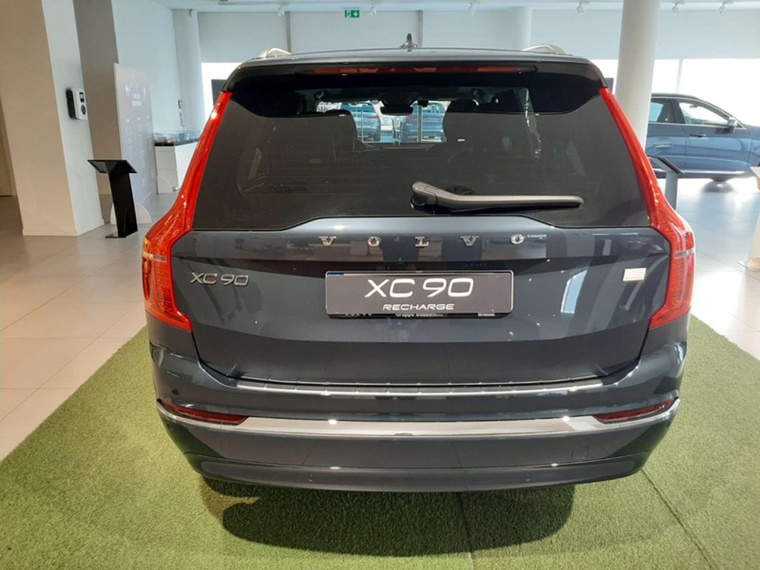 Volvo - XC90