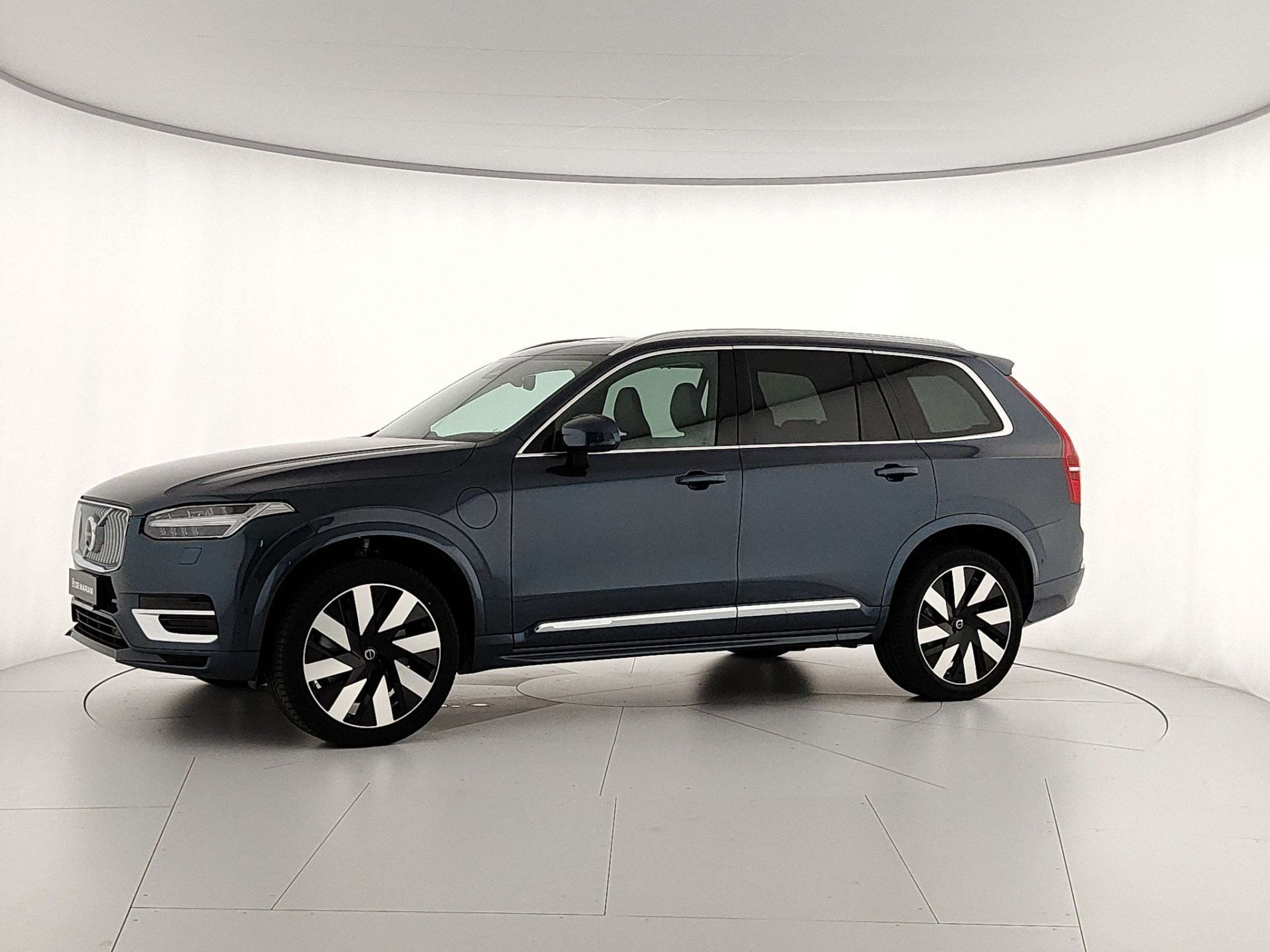 Volvo - XC90