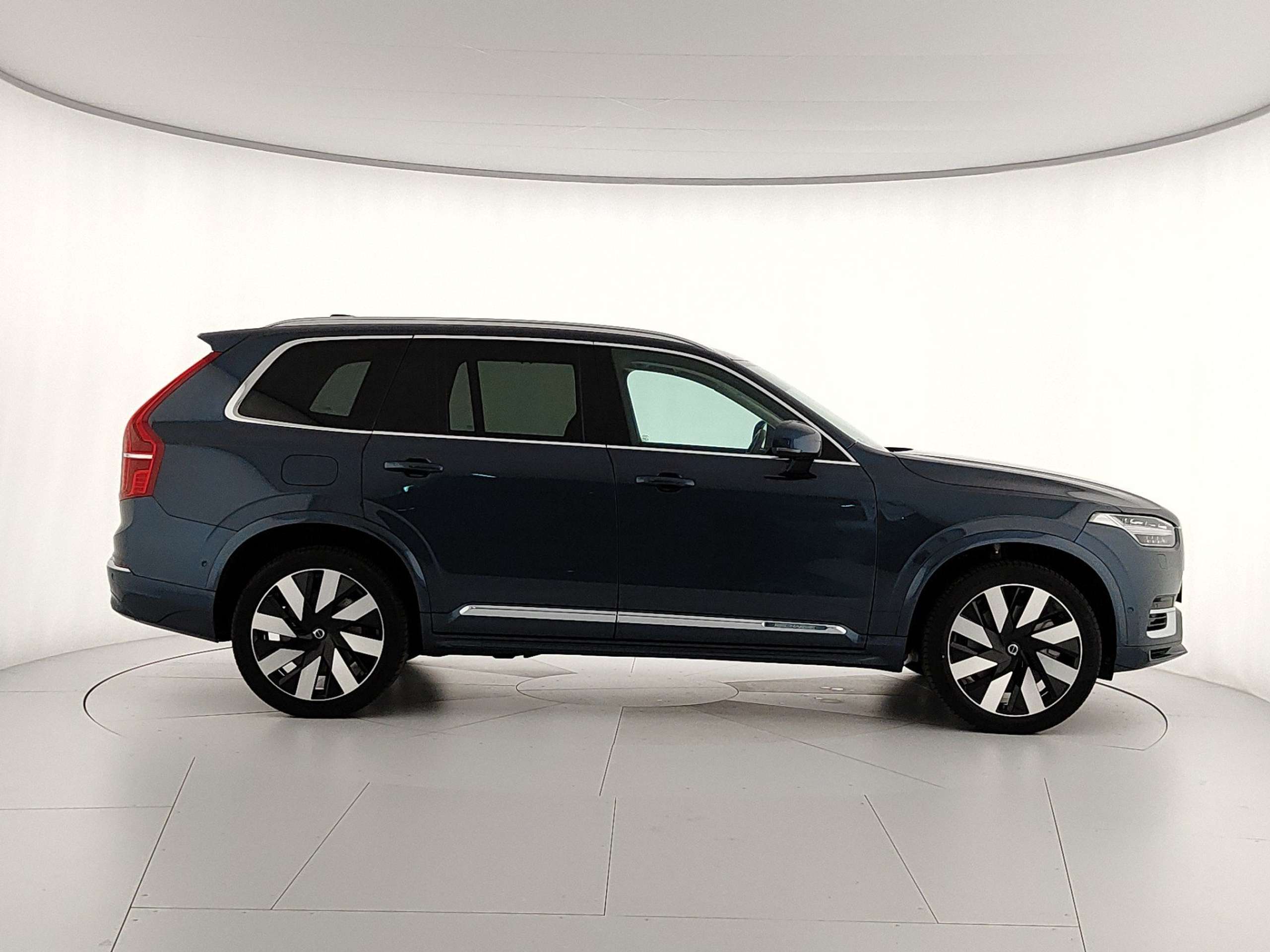 Volvo - XC90