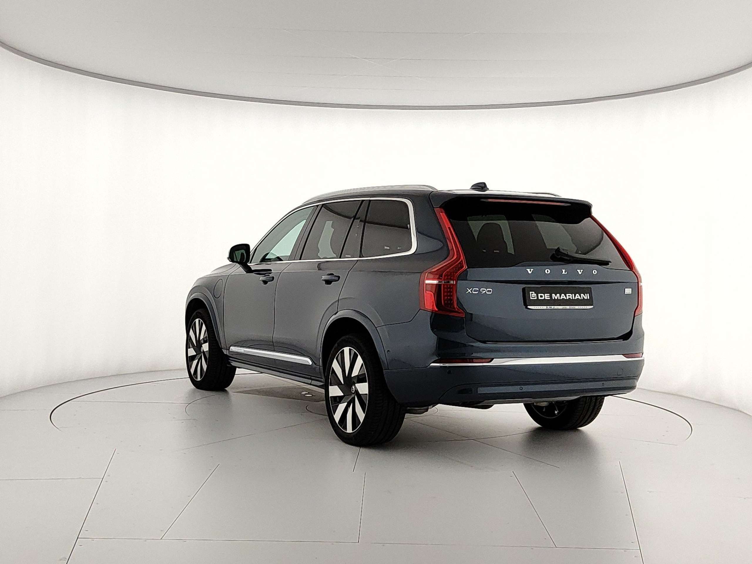 Volvo - XC90