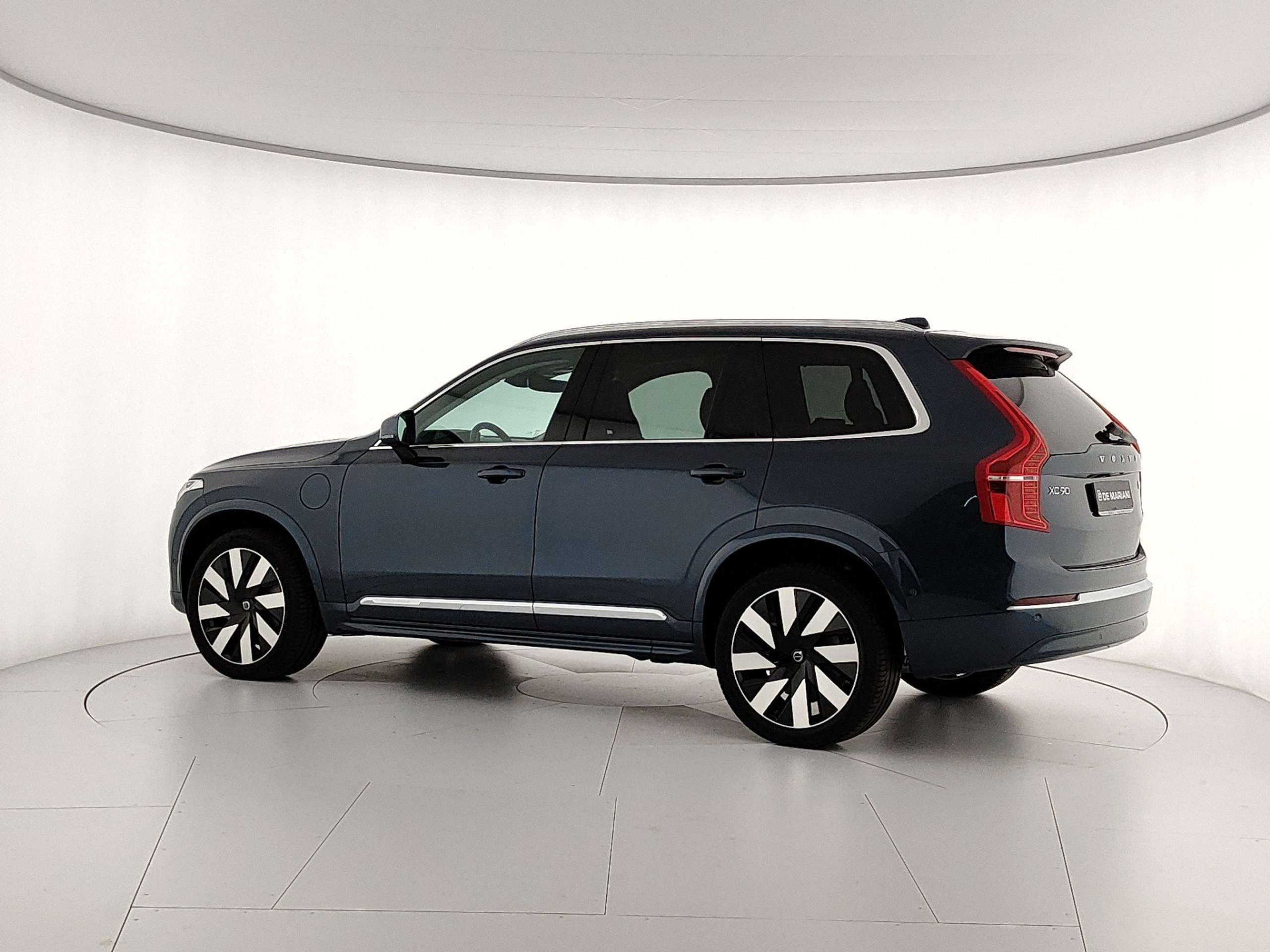 Volvo - XC90