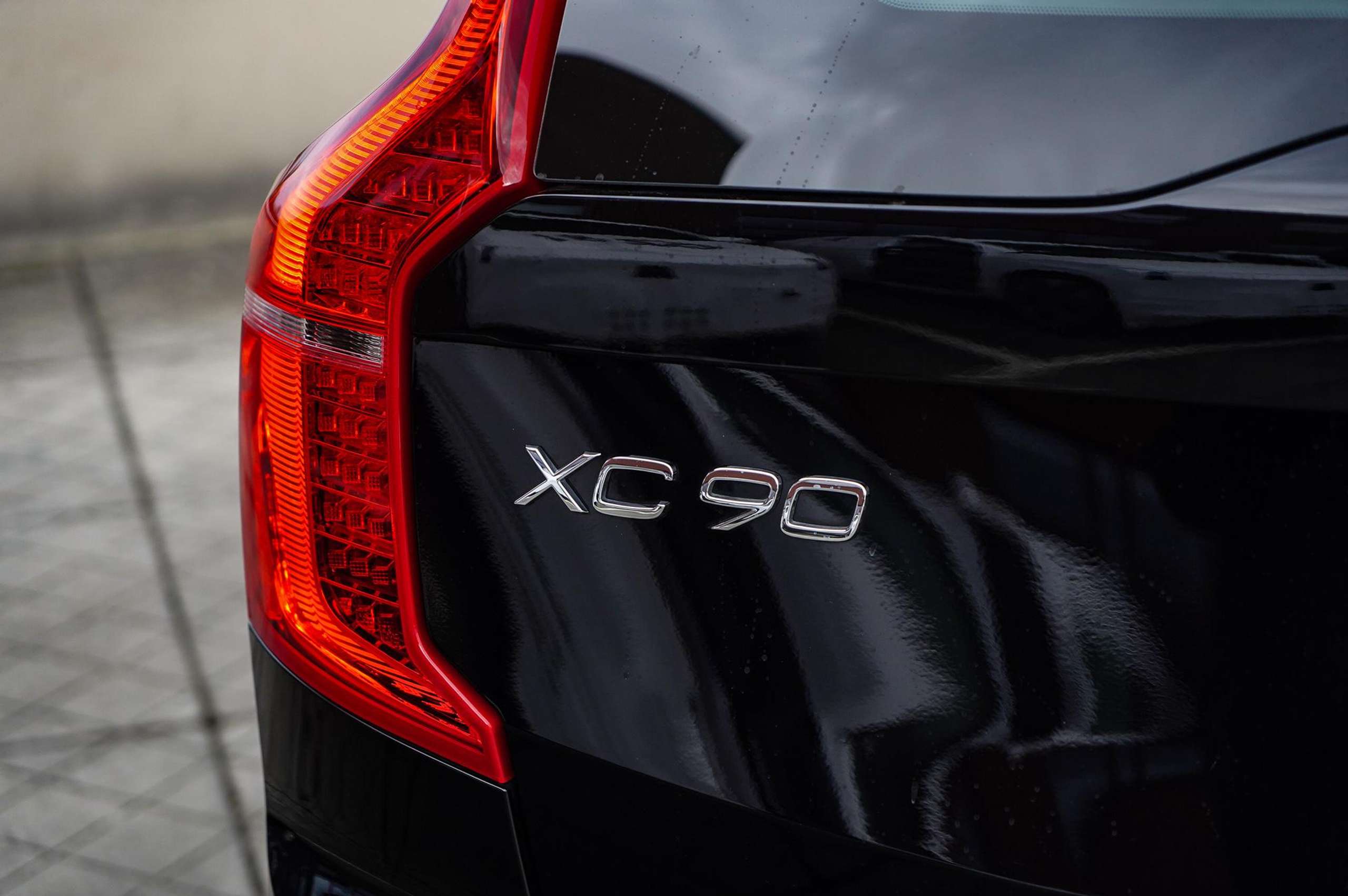 Volvo - XC90