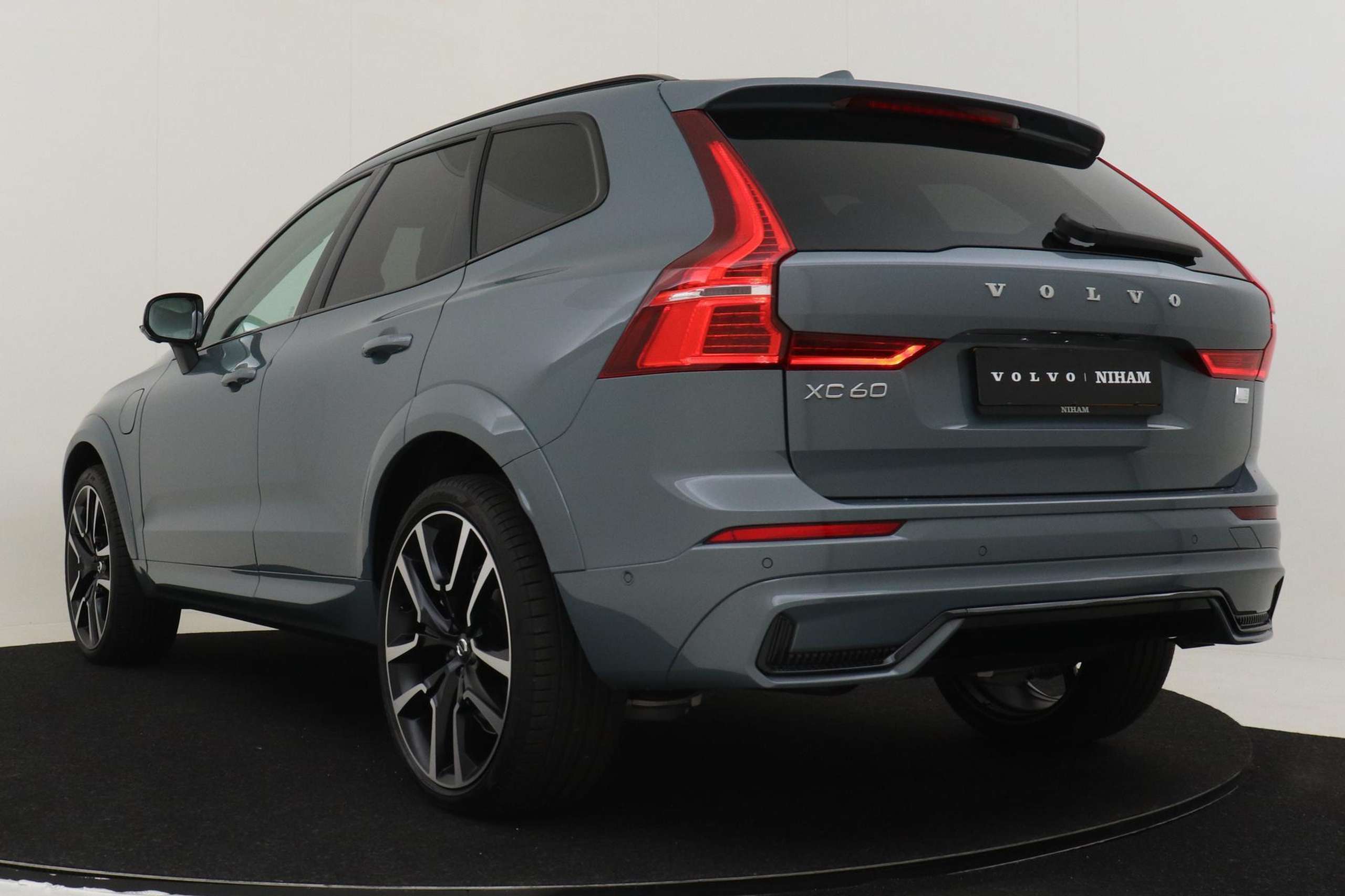 Volvo - XC60