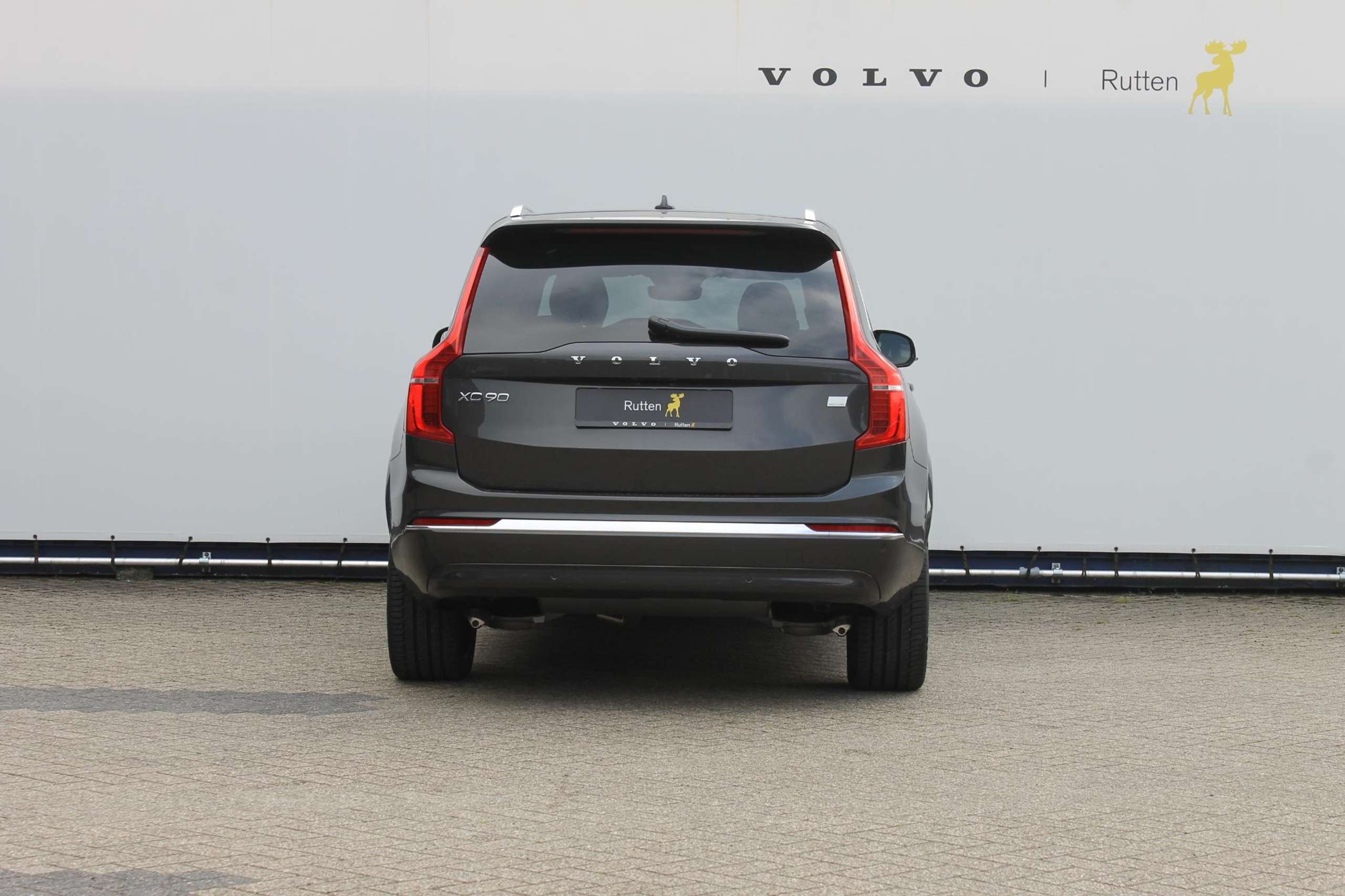 Volvo - XC90