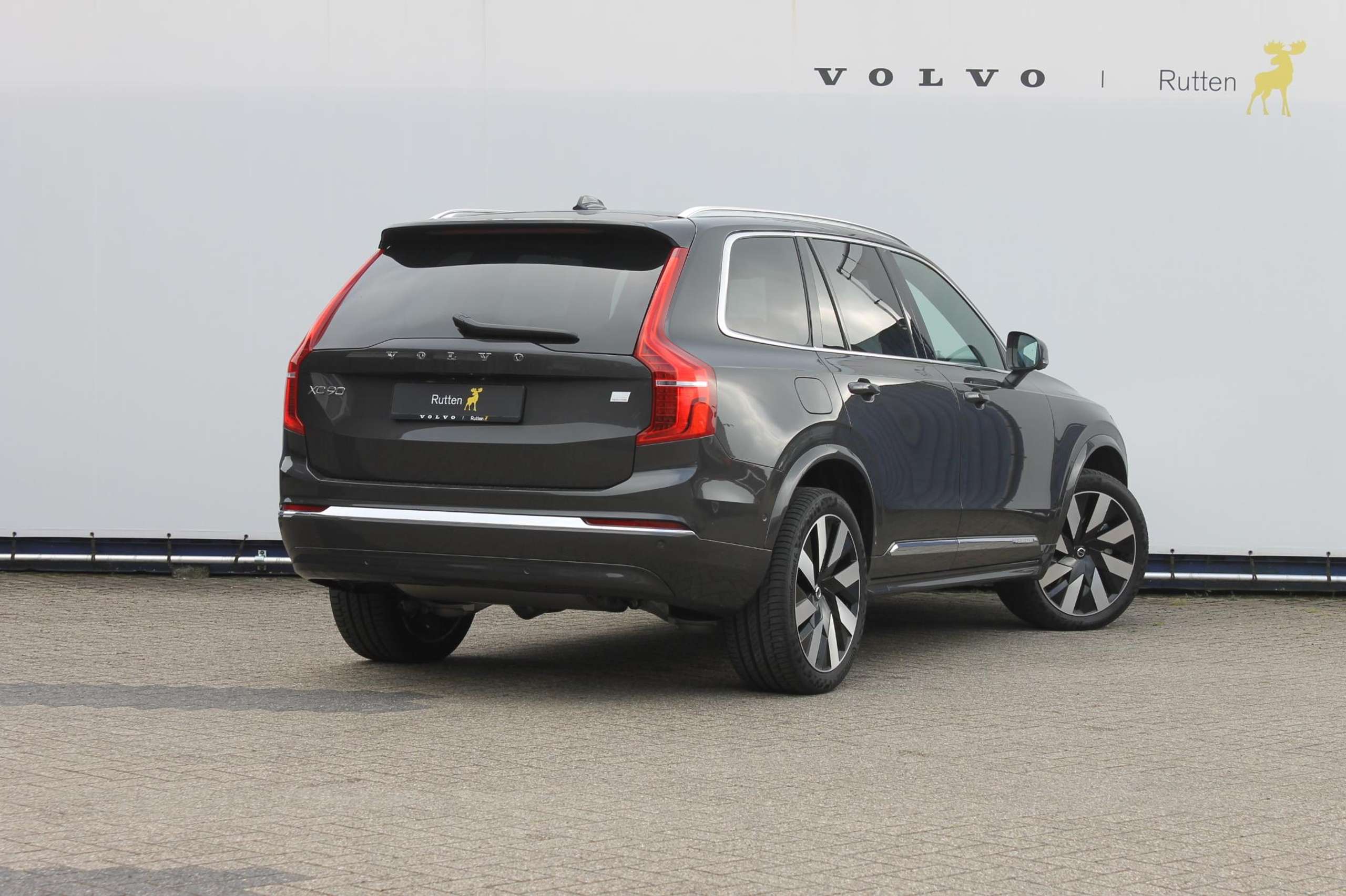 Volvo - XC90