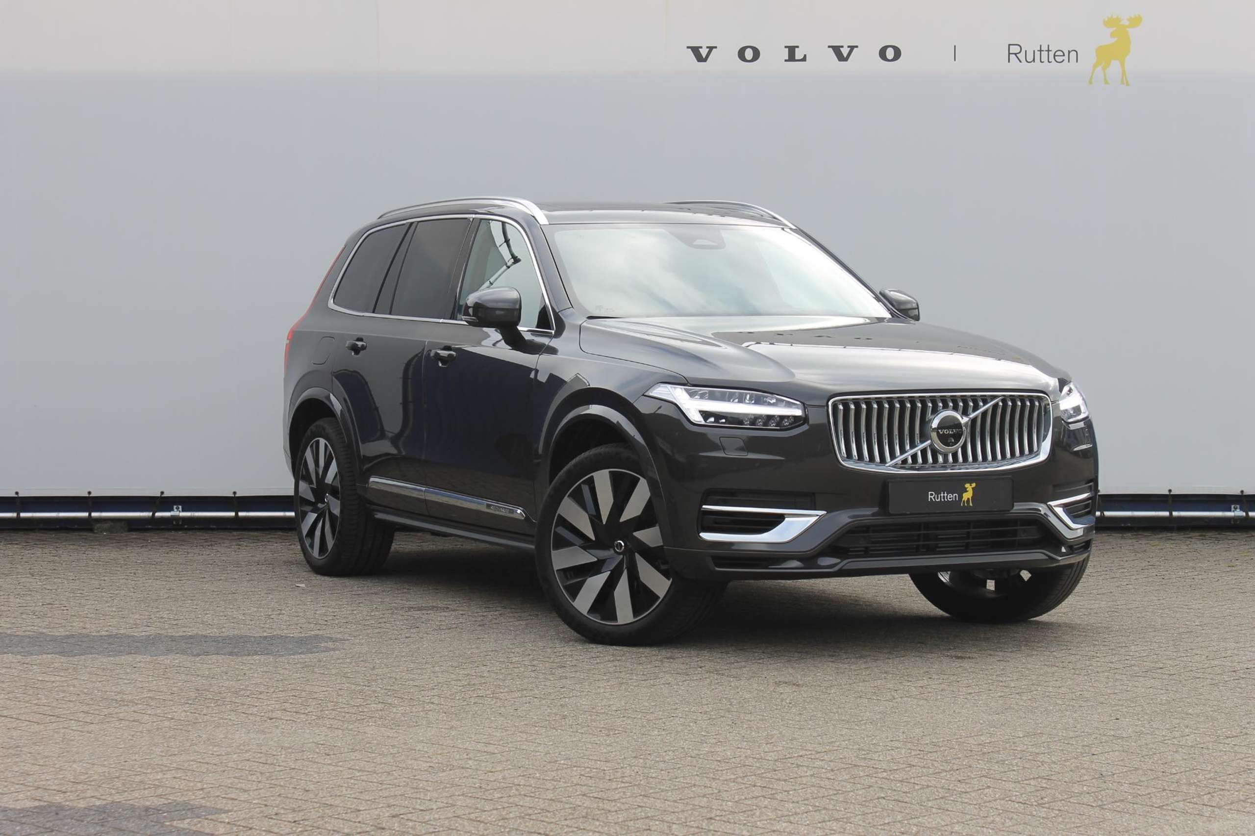 Volvo - XC90