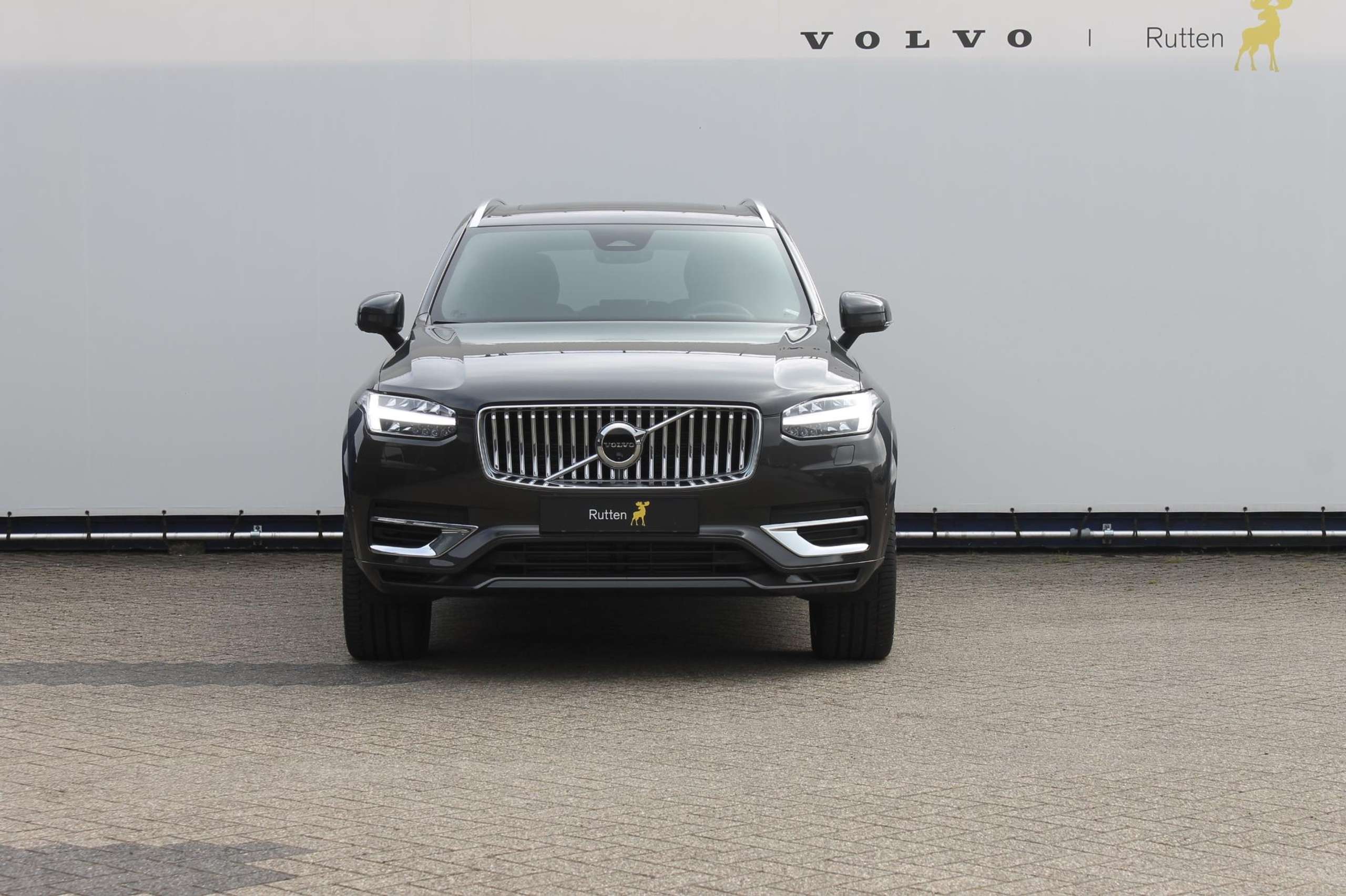 Volvo - XC90