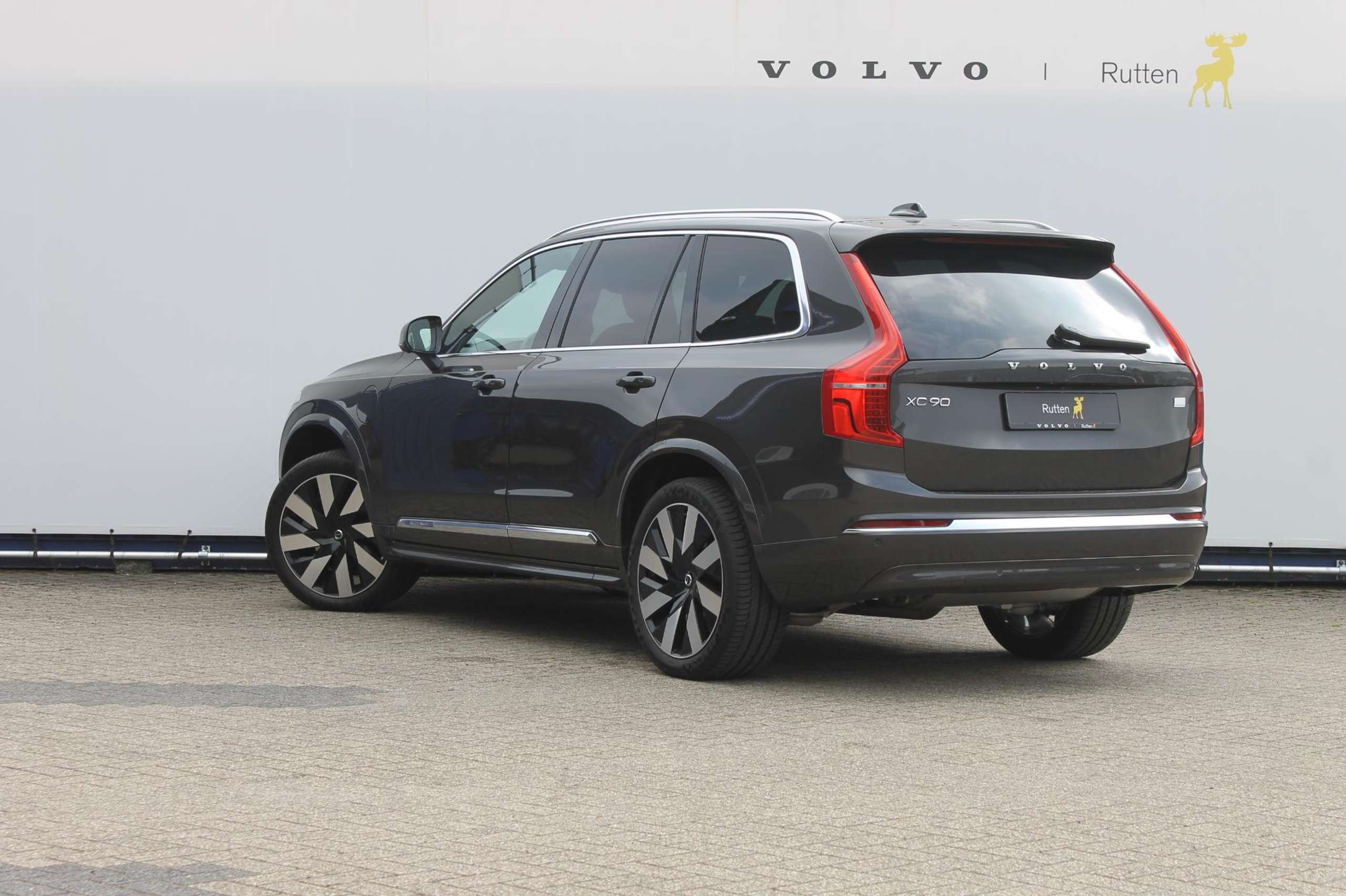 Volvo - XC90