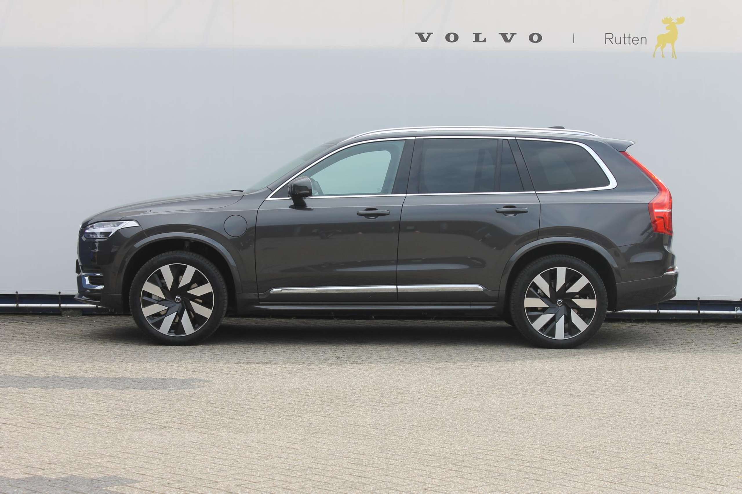 Volvo - XC90