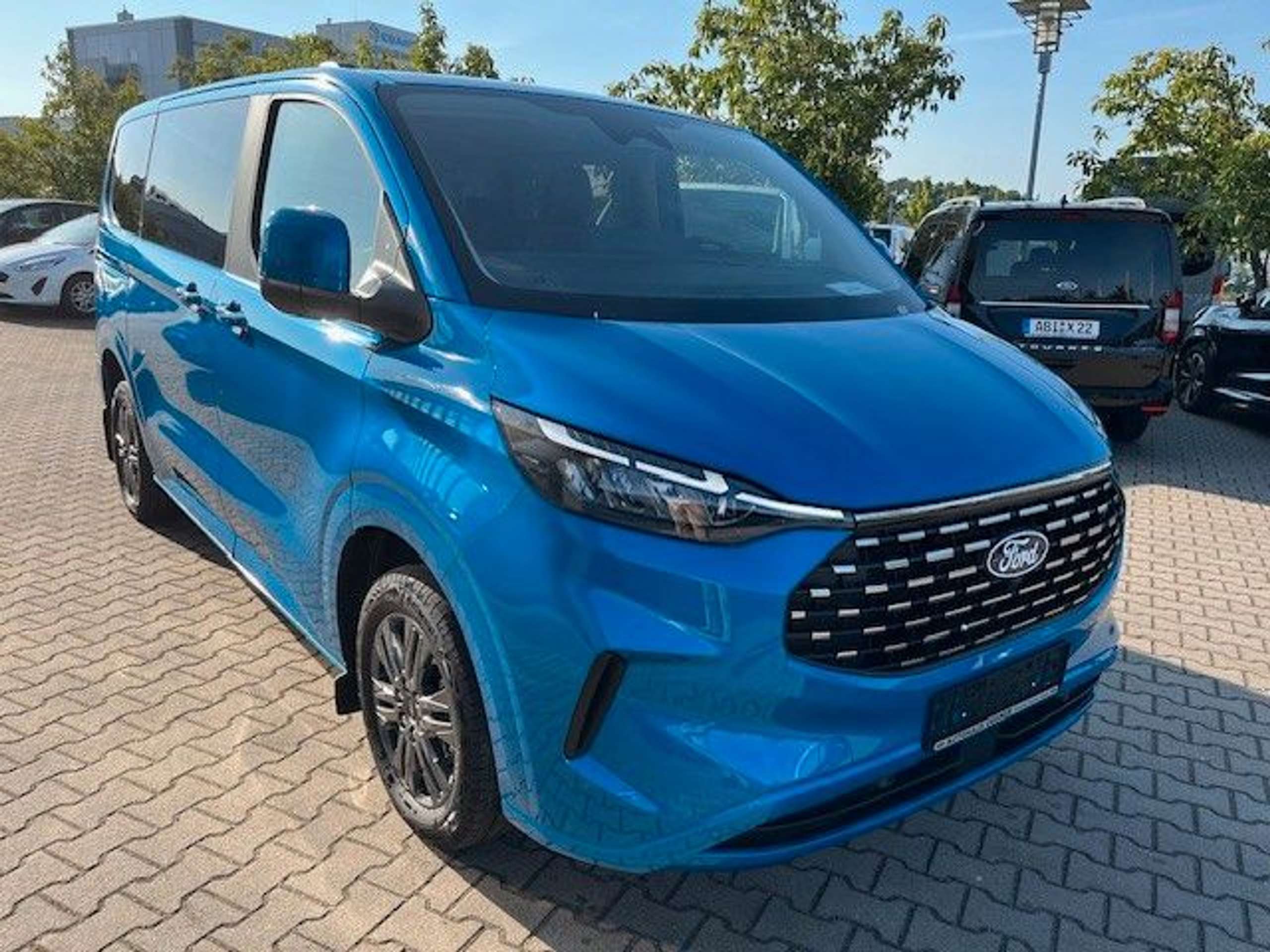 Ford - Tourneo Custom