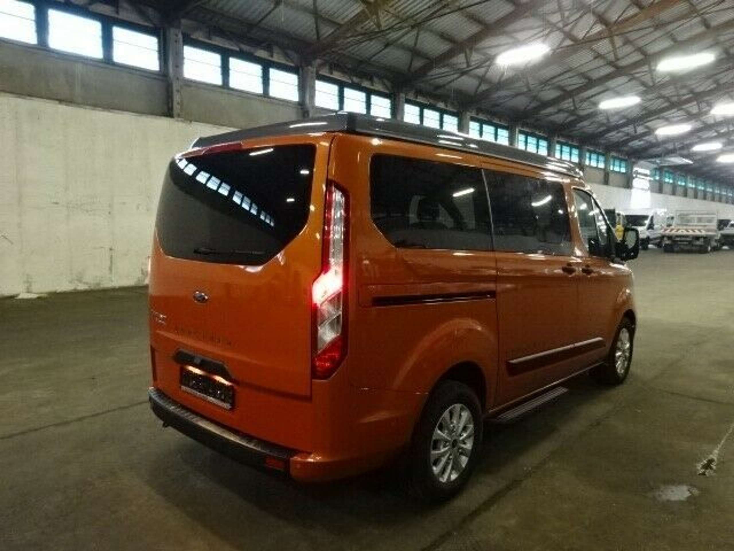 Ford - Transit Custom