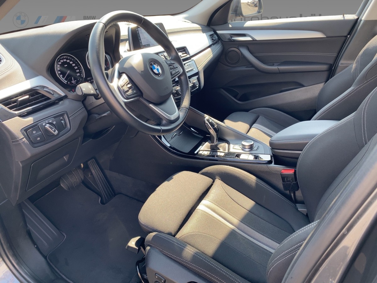 BMW - X2