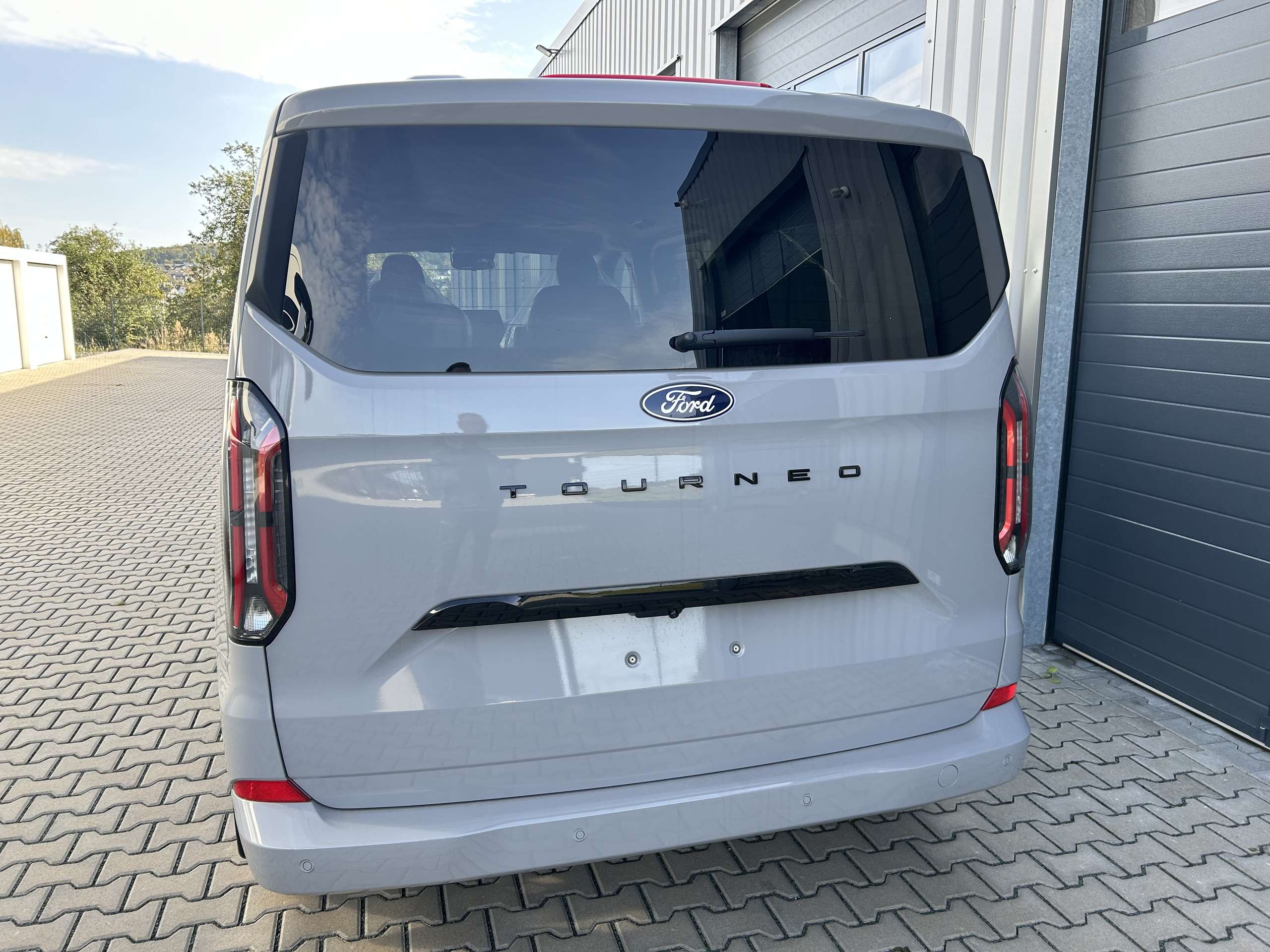 Ford - Tourneo Custom