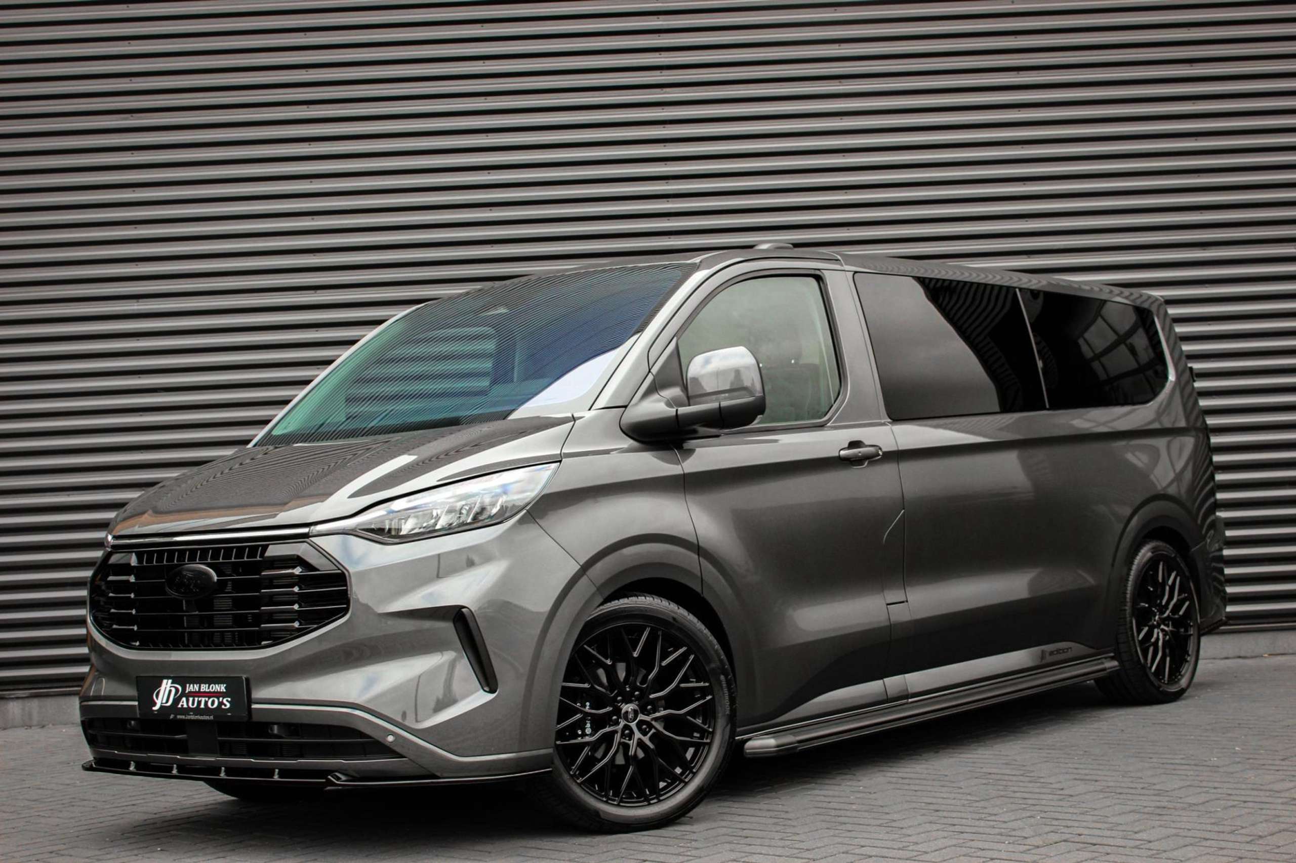 Ford Transit Custom 2024