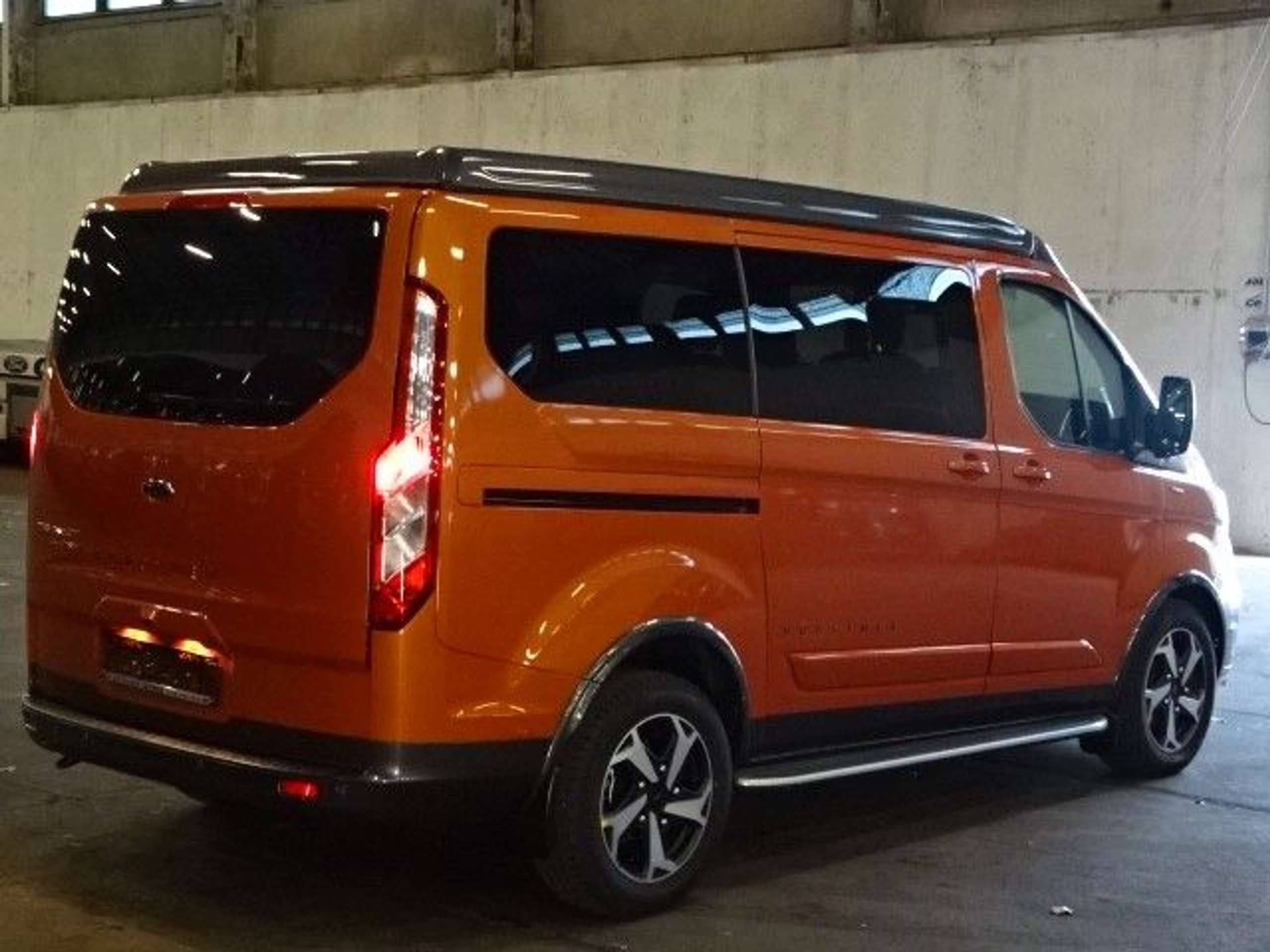 Ford - Tourneo Custom