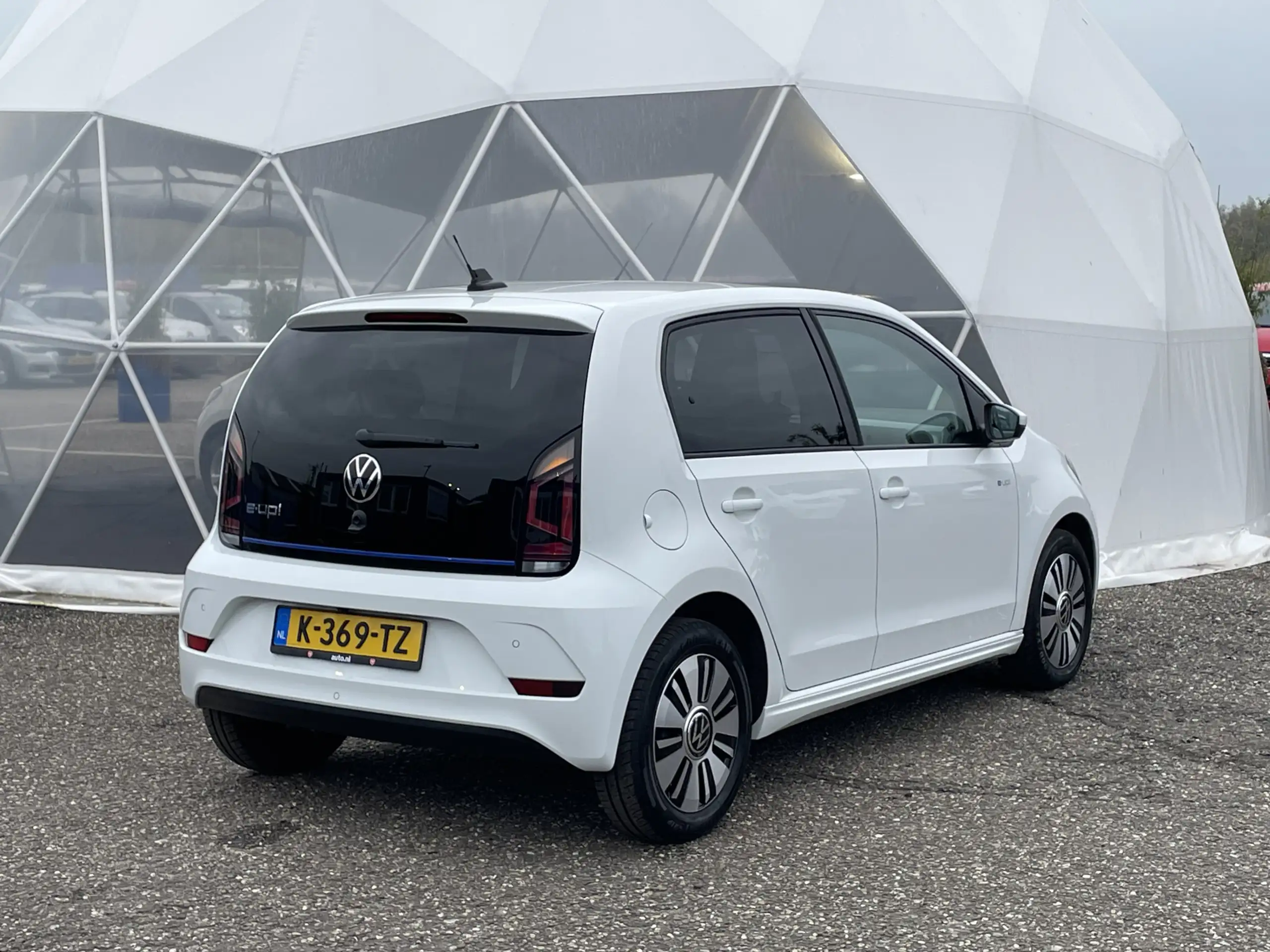 Volkswagen - e-up!