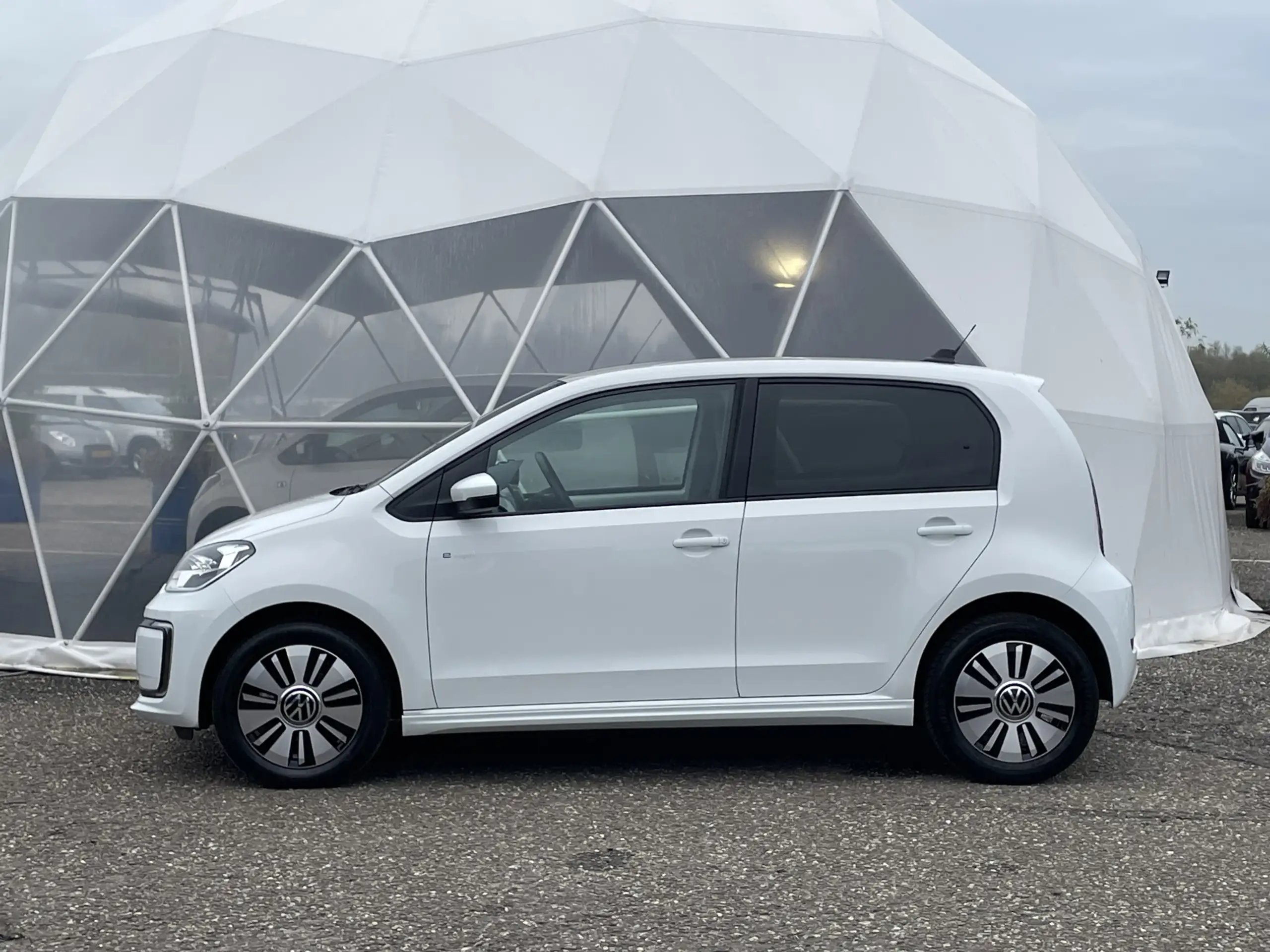 Volkswagen - e-up!