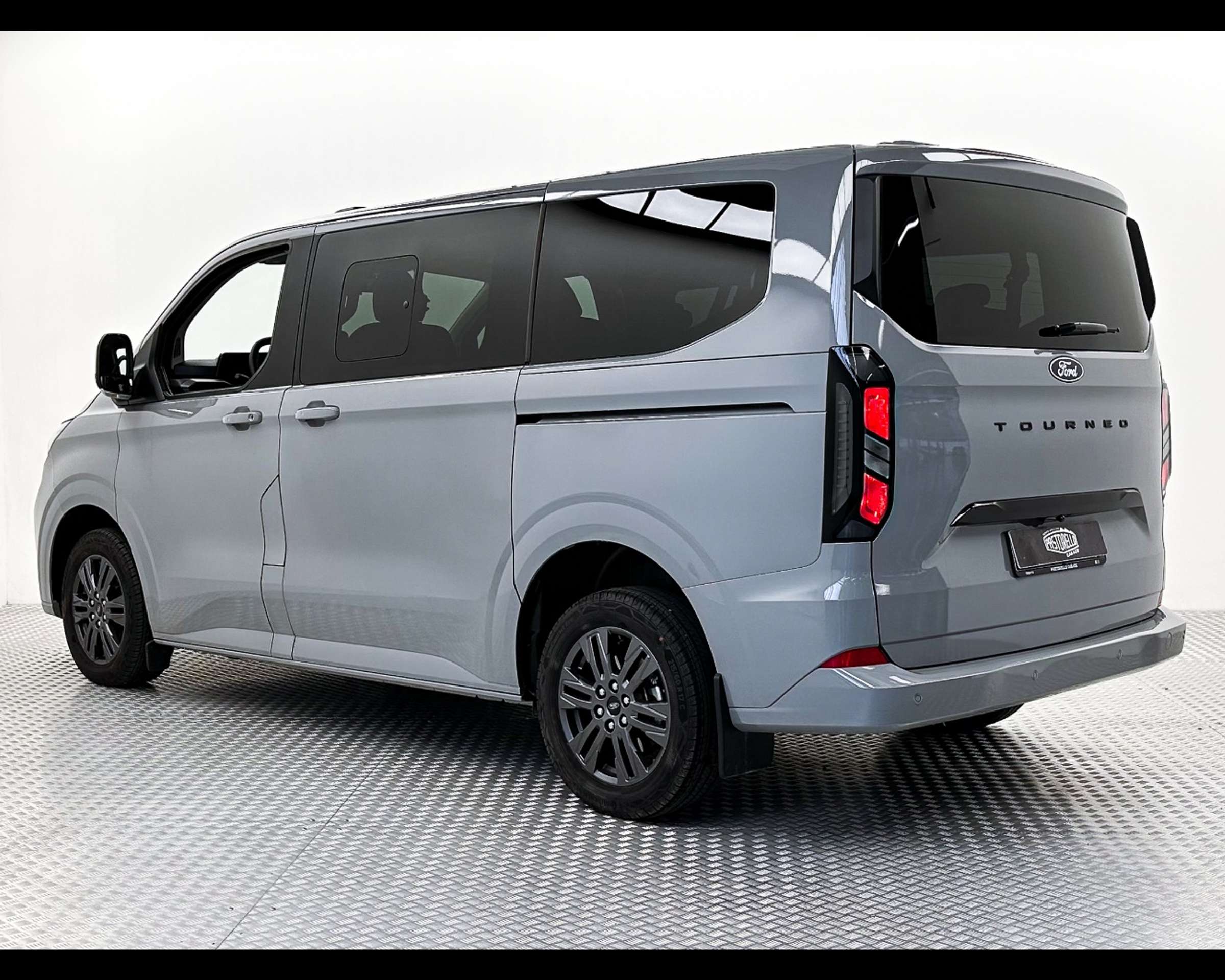 Ford - Tourneo Custom