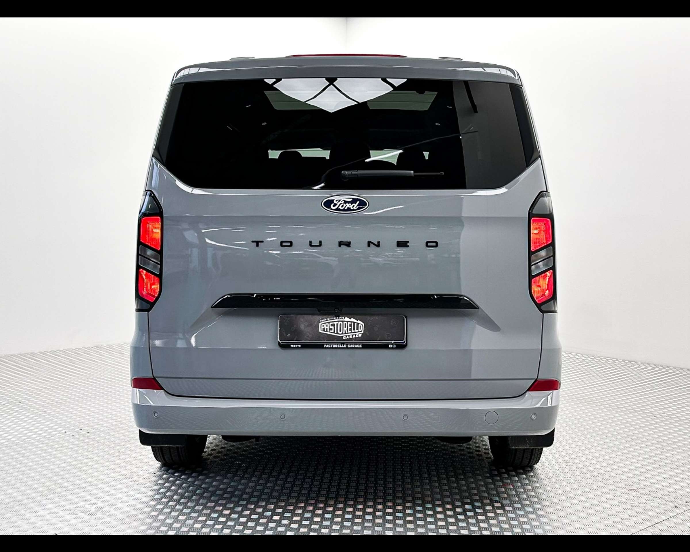 Ford - Tourneo Custom