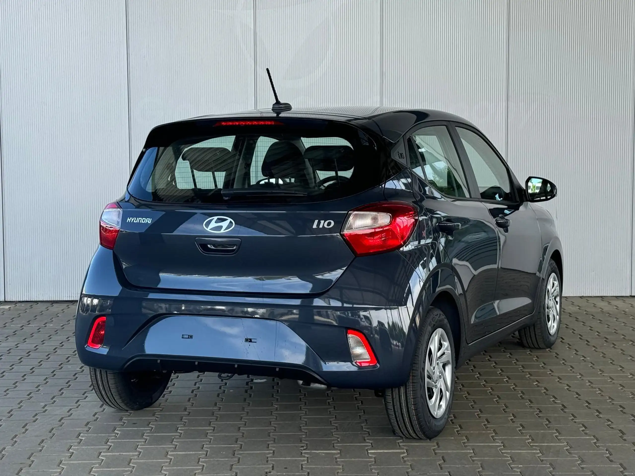 Hyundai - i10