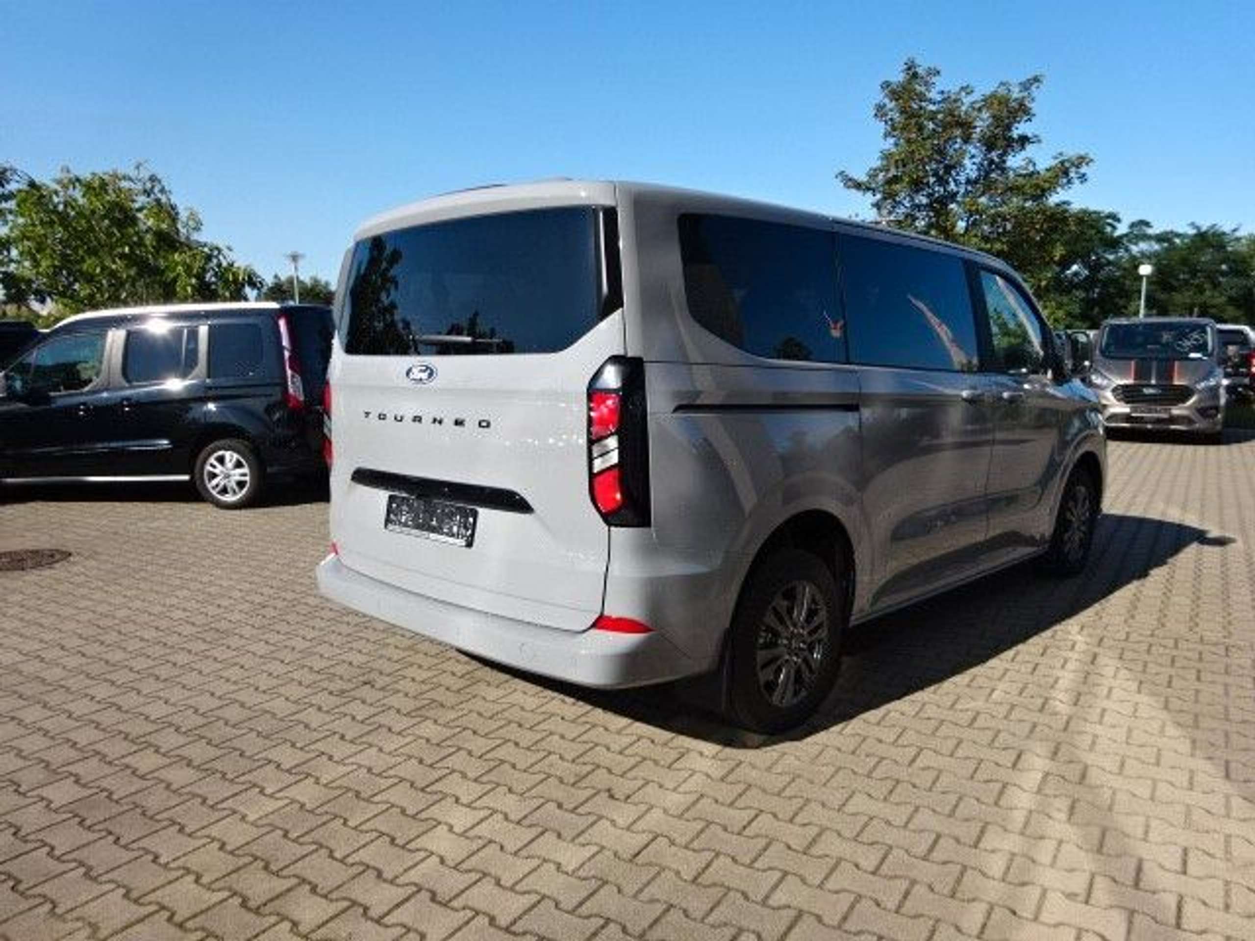 Ford - Tourneo Custom