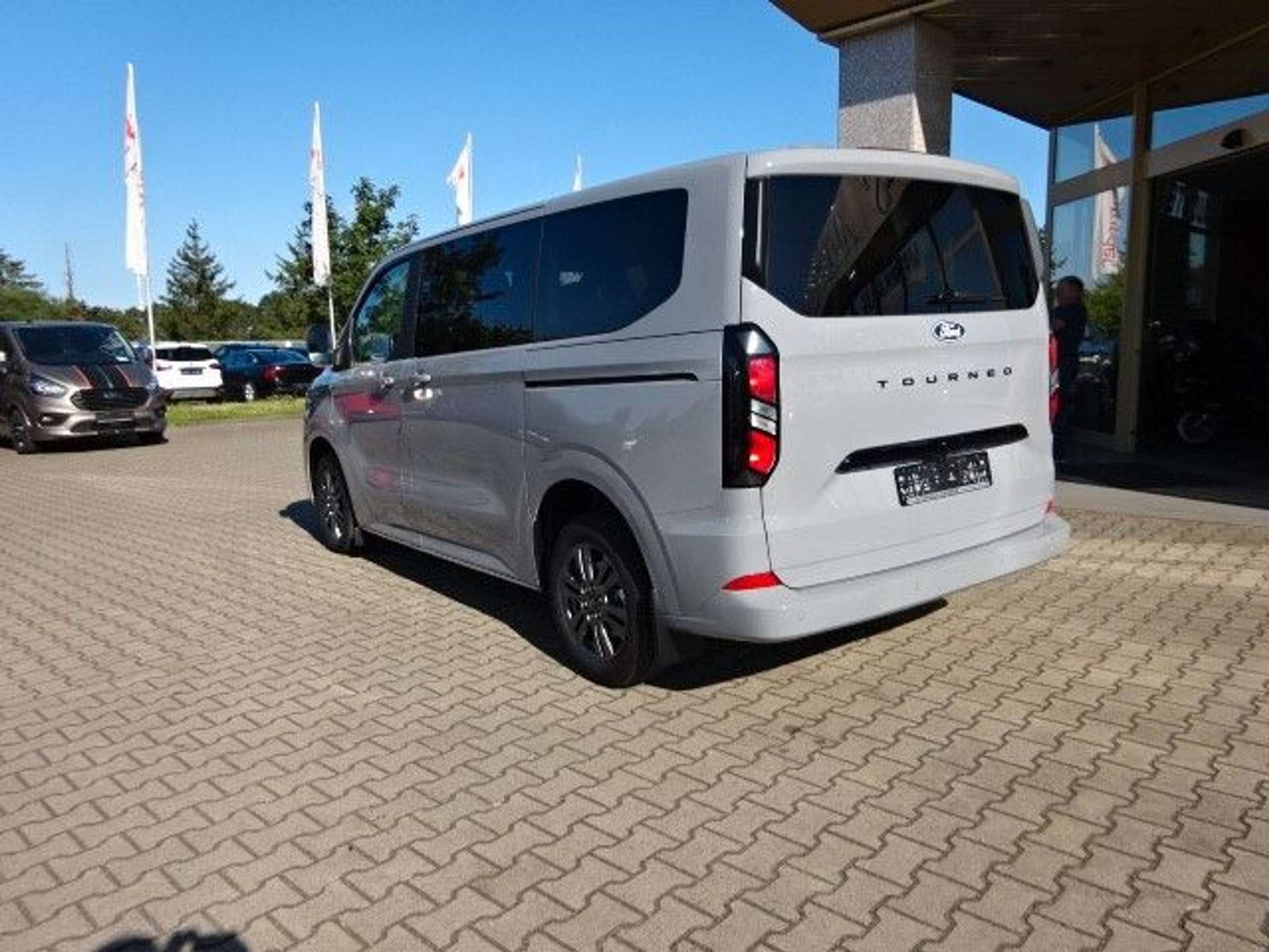 Ford - Tourneo Custom