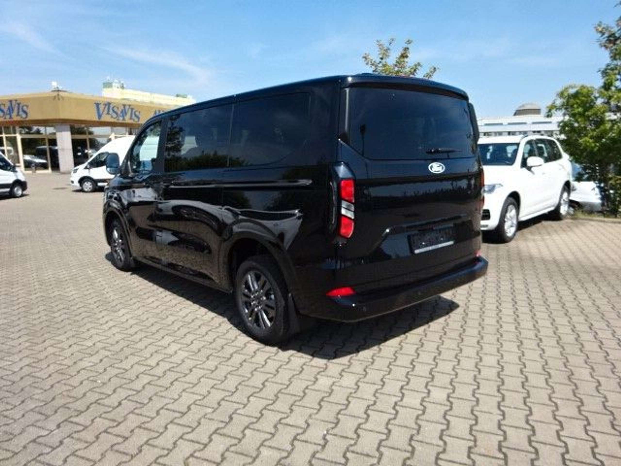 Ford - Tourneo Custom