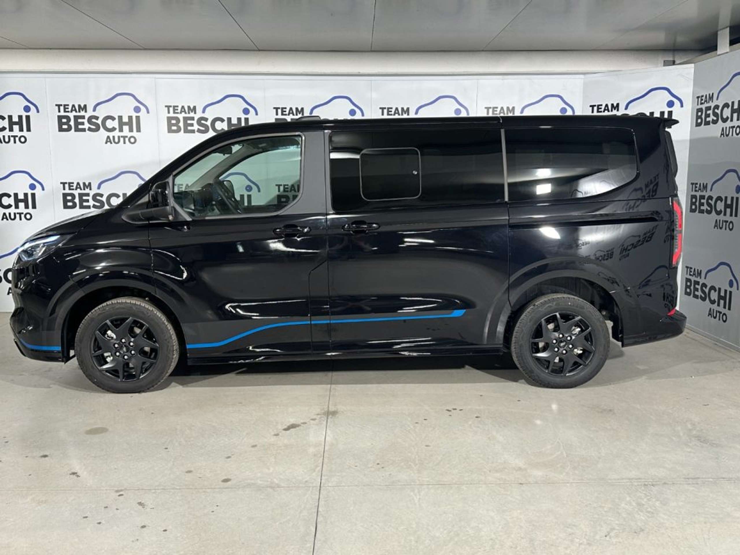 Ford - Tourneo Custom