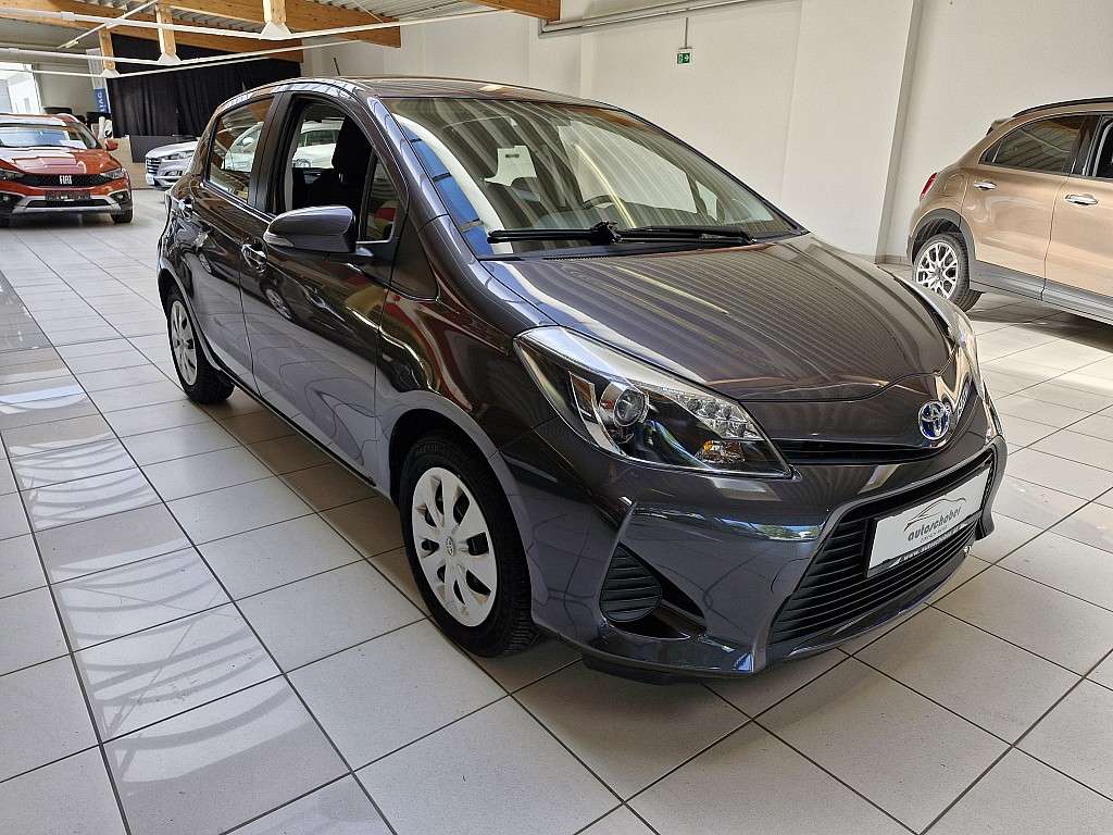 Toyota - Yaris