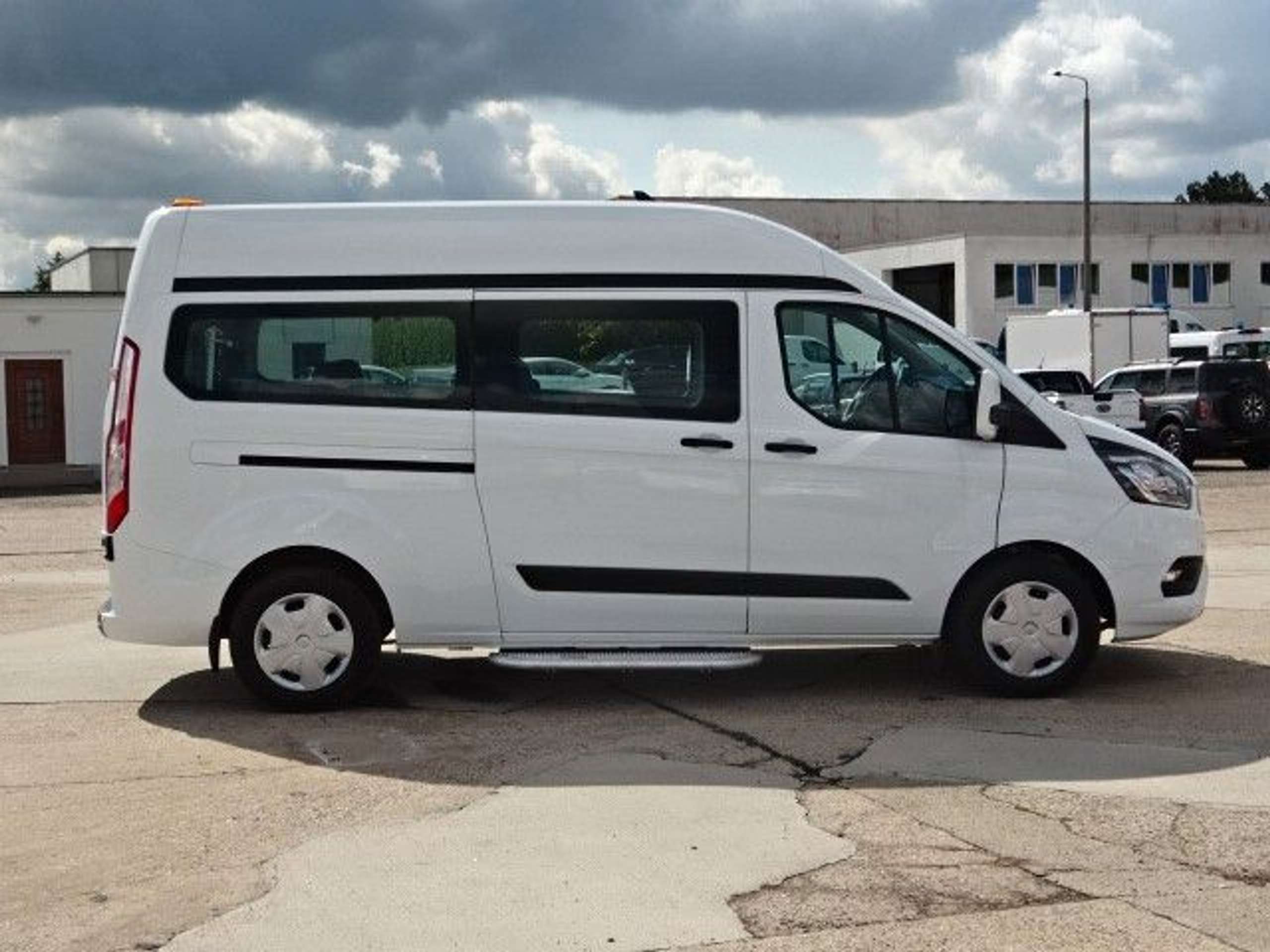 Ford - Transit Custom