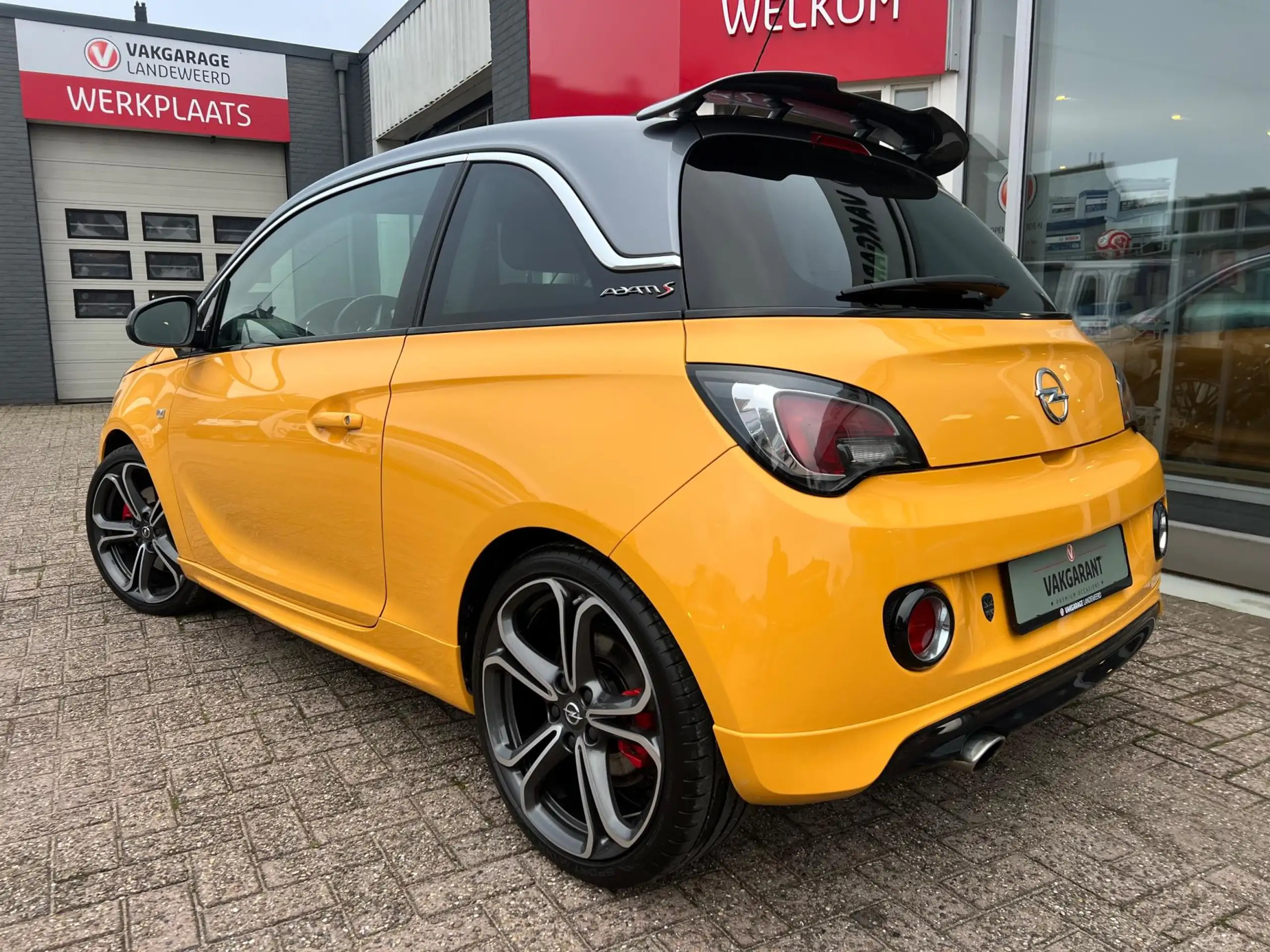 Opel - Adam