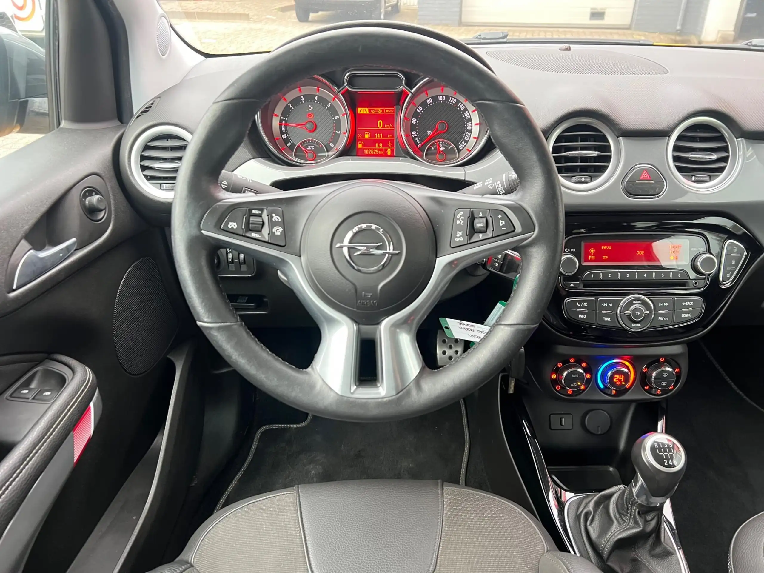 Opel - Adam