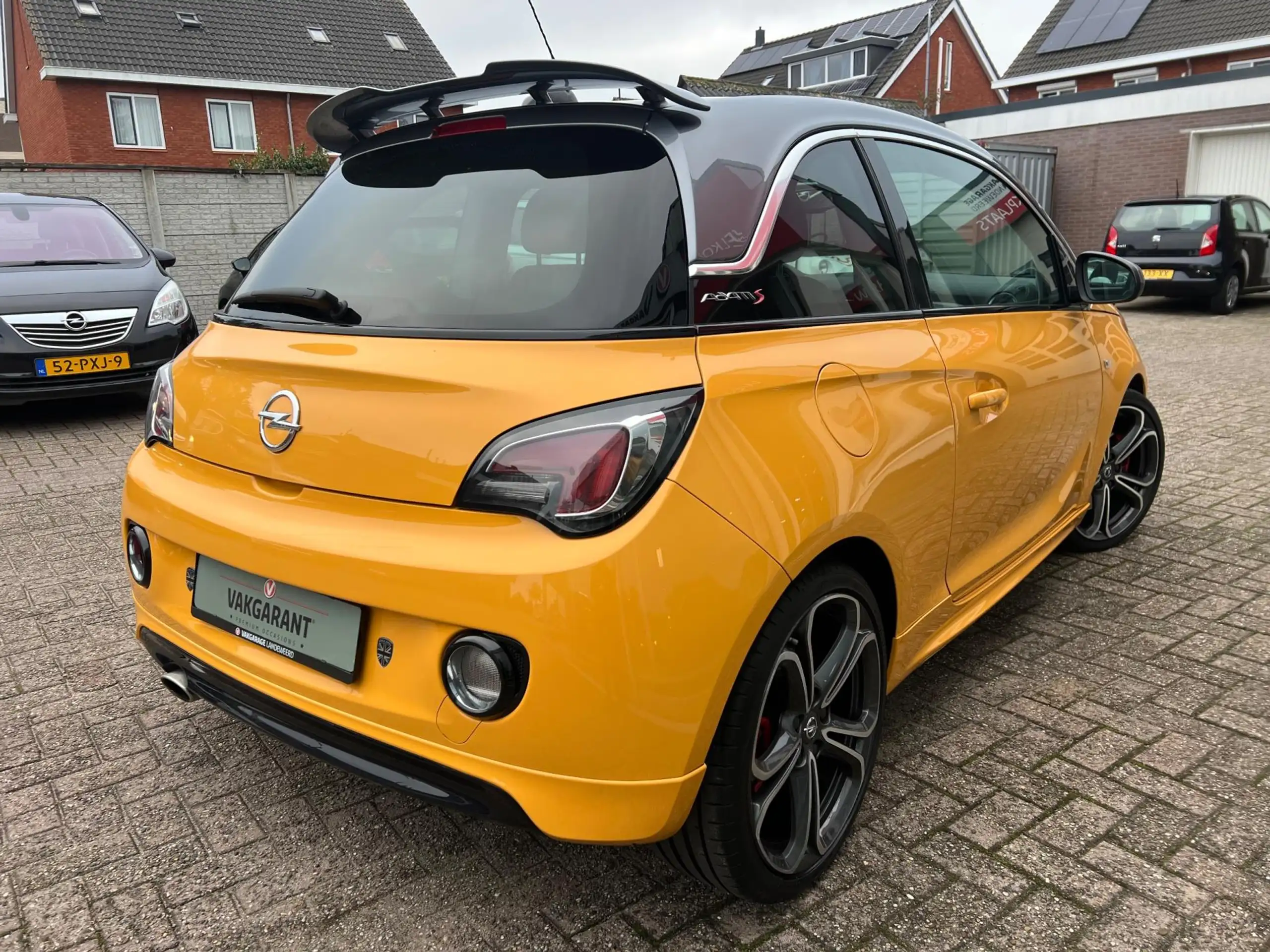 Opel - Adam