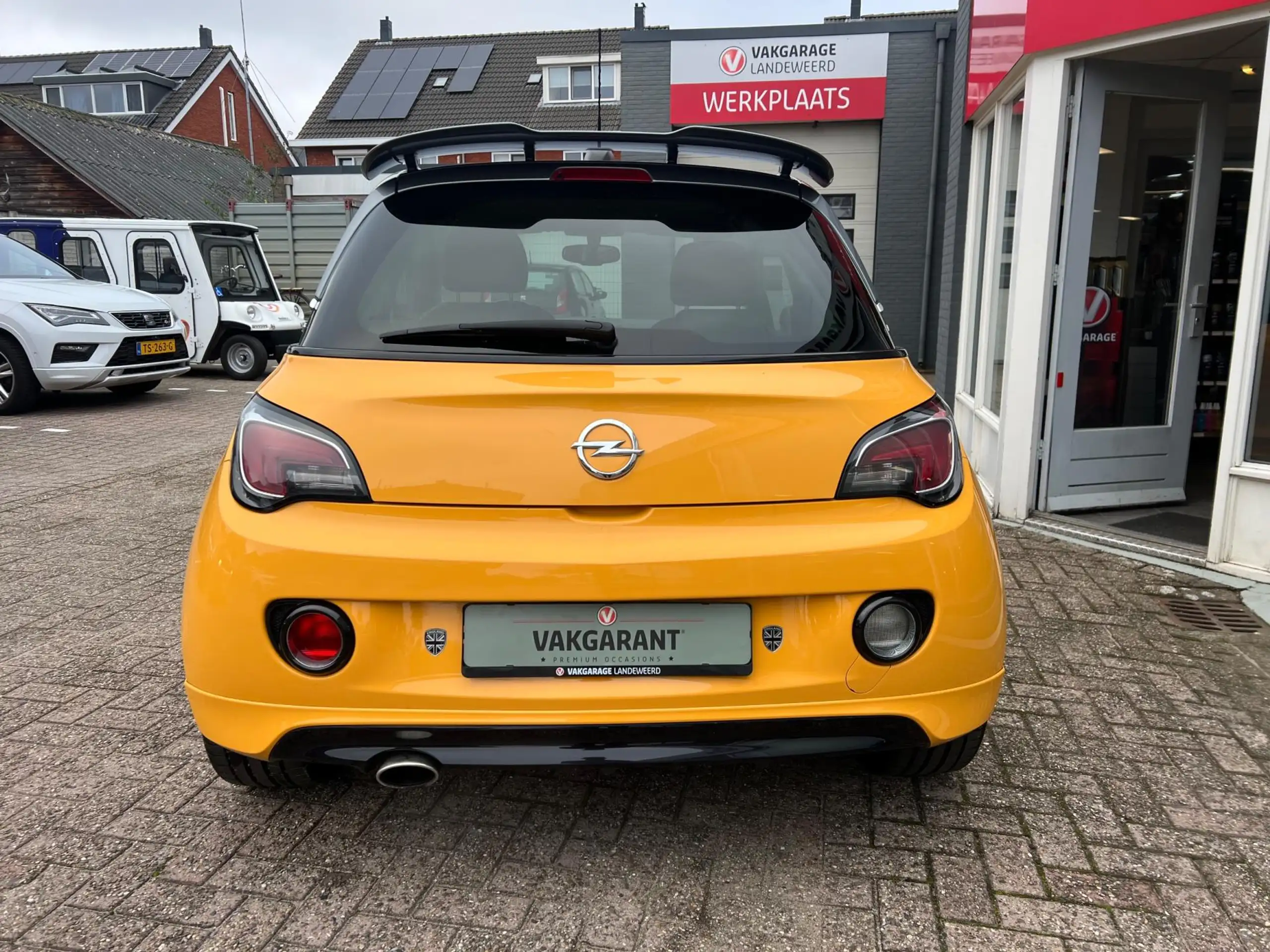 Opel - Adam