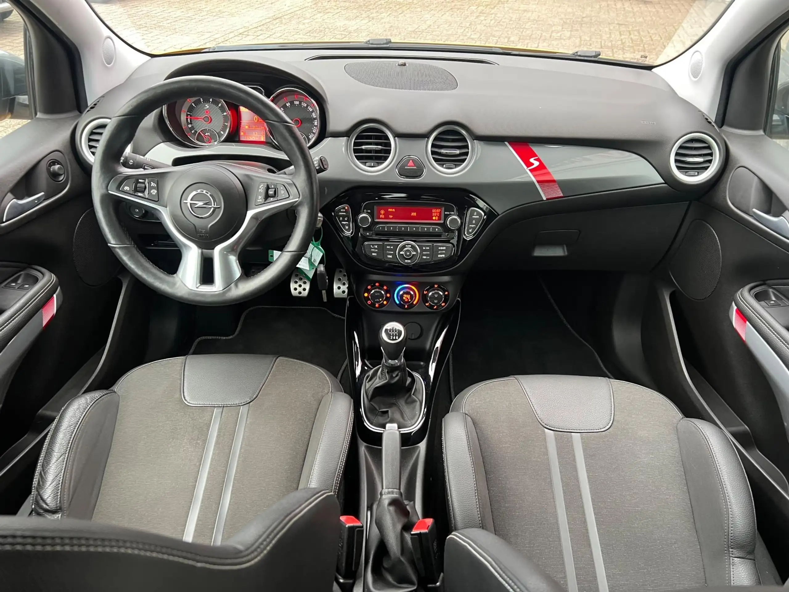 Opel - Adam