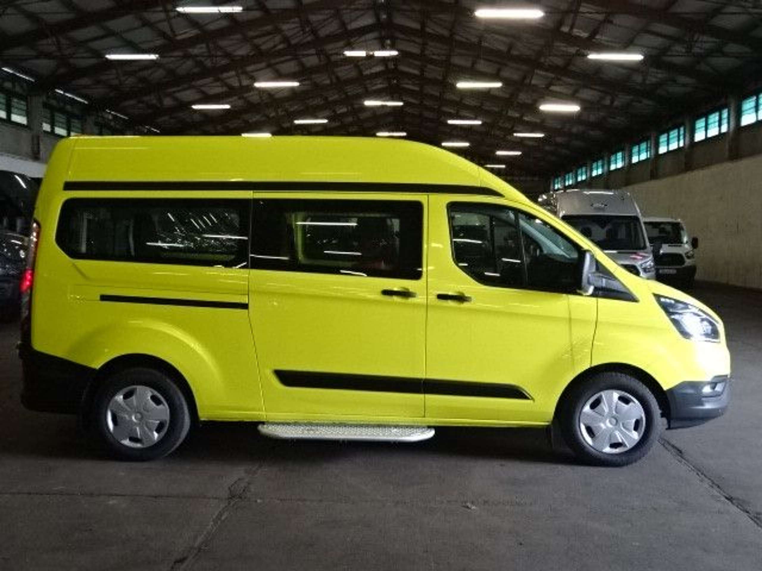 Ford - Transit Custom