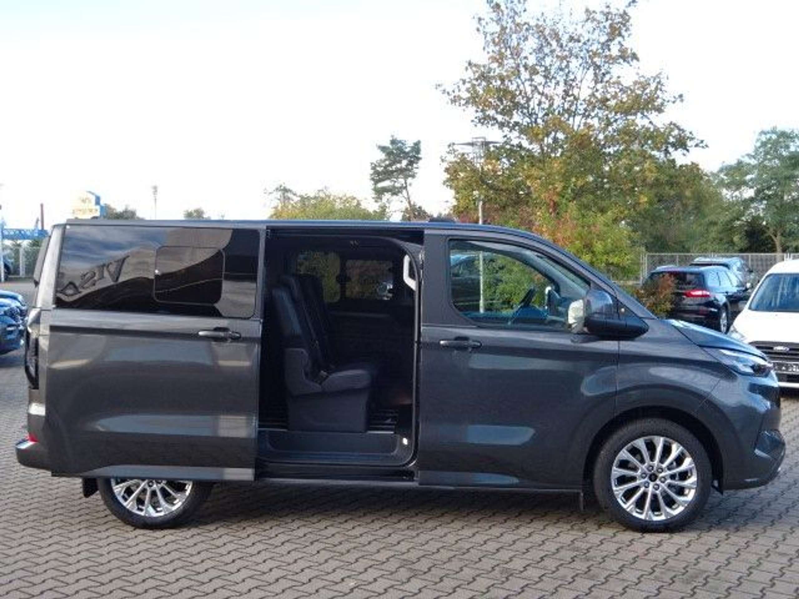 Ford - Tourneo Custom