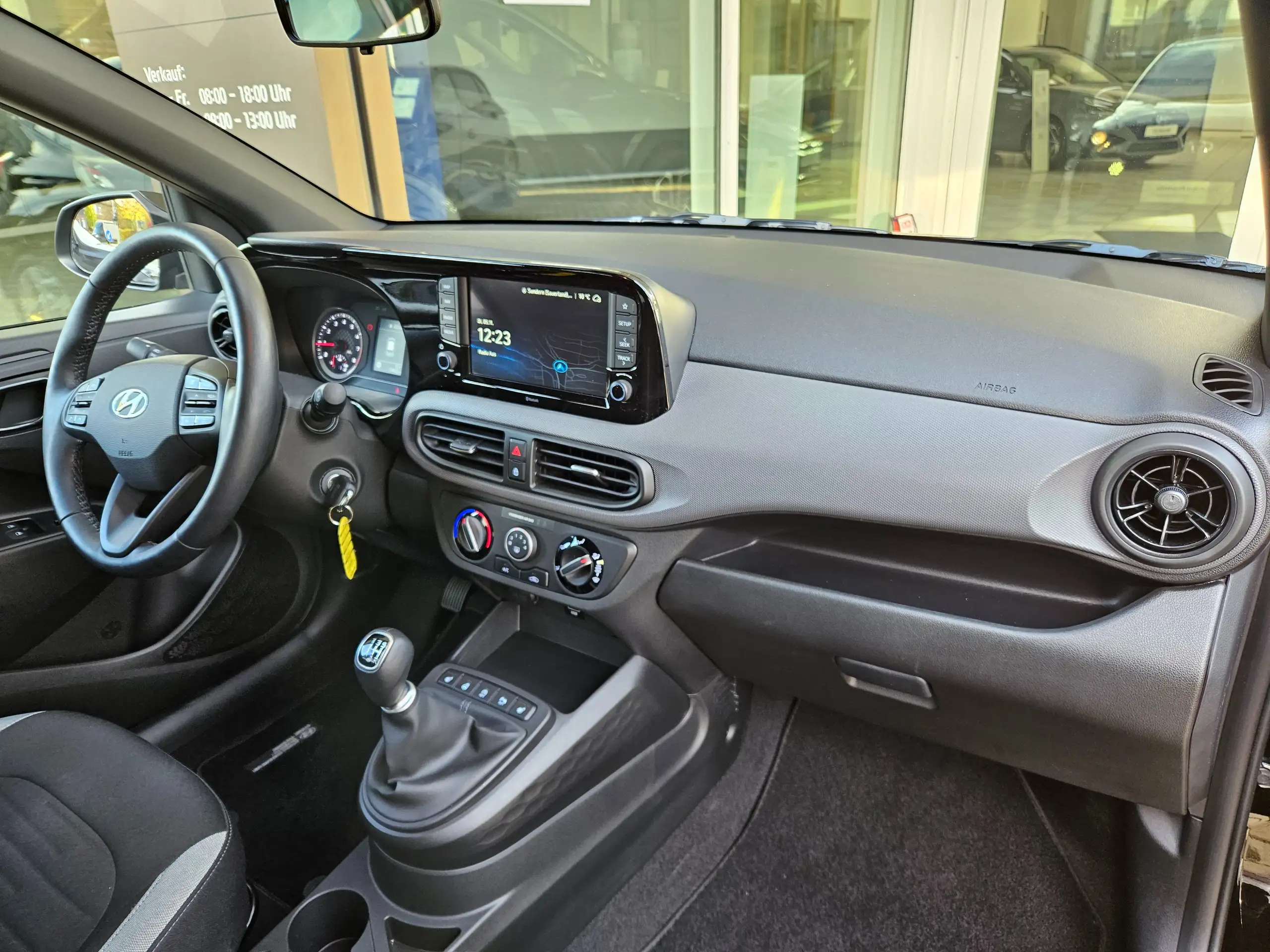 Hyundai - i10