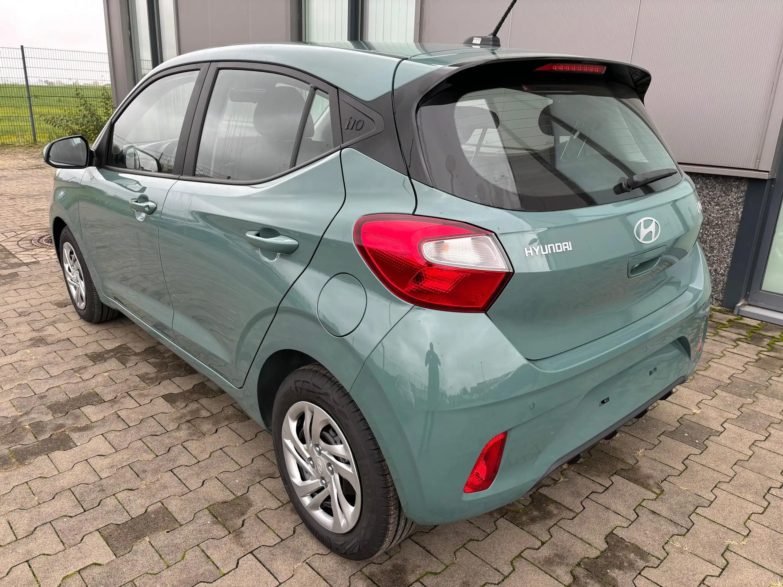 Hyundai - i10