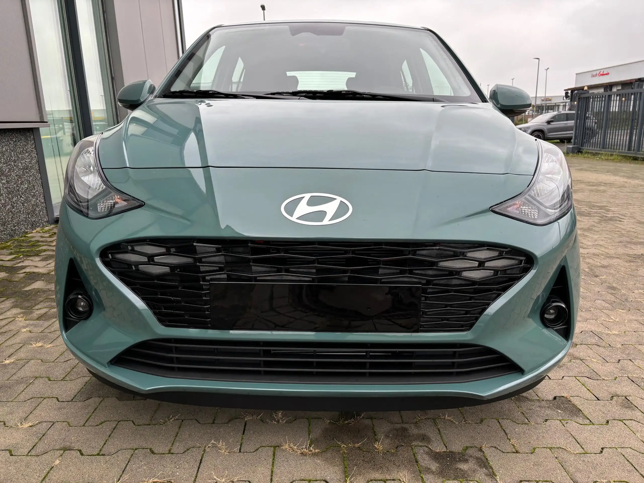 Hyundai - i10