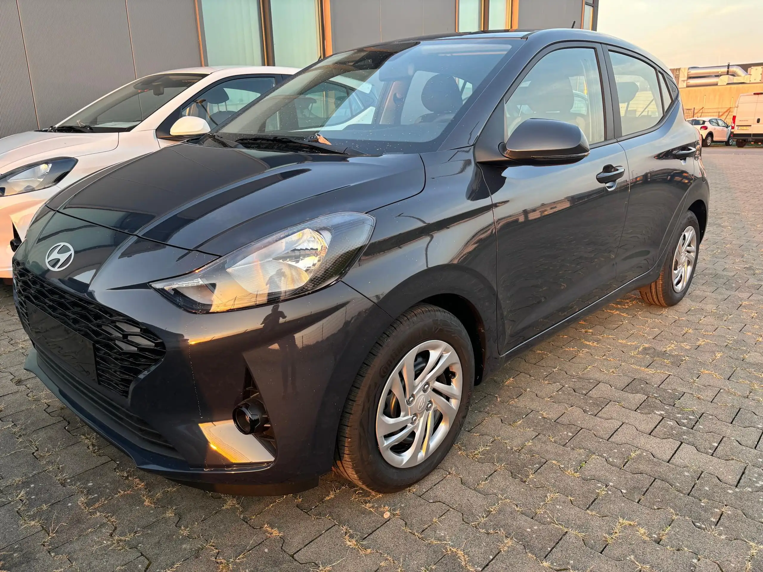 Hyundai - i10