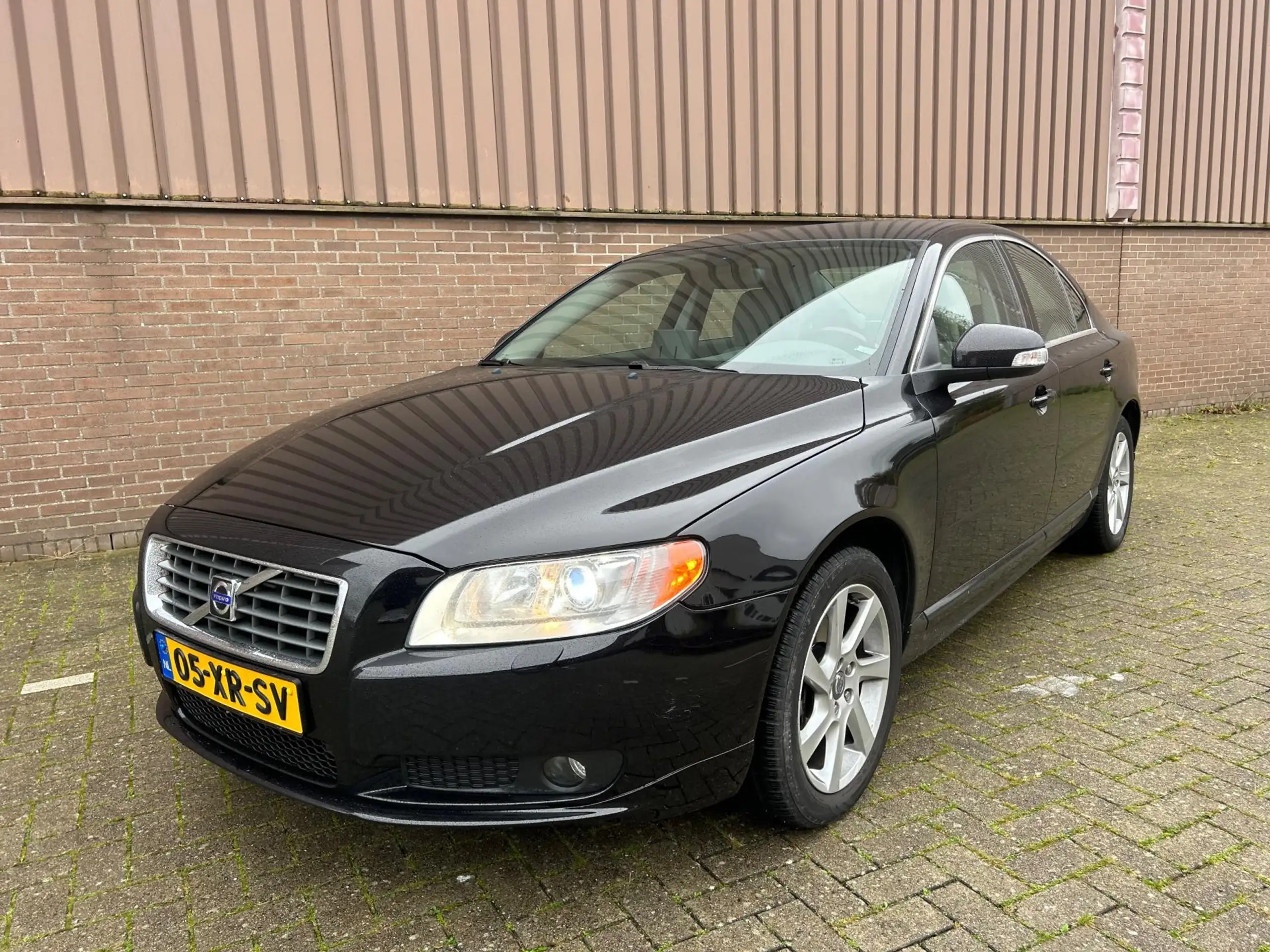 Volvo - S80