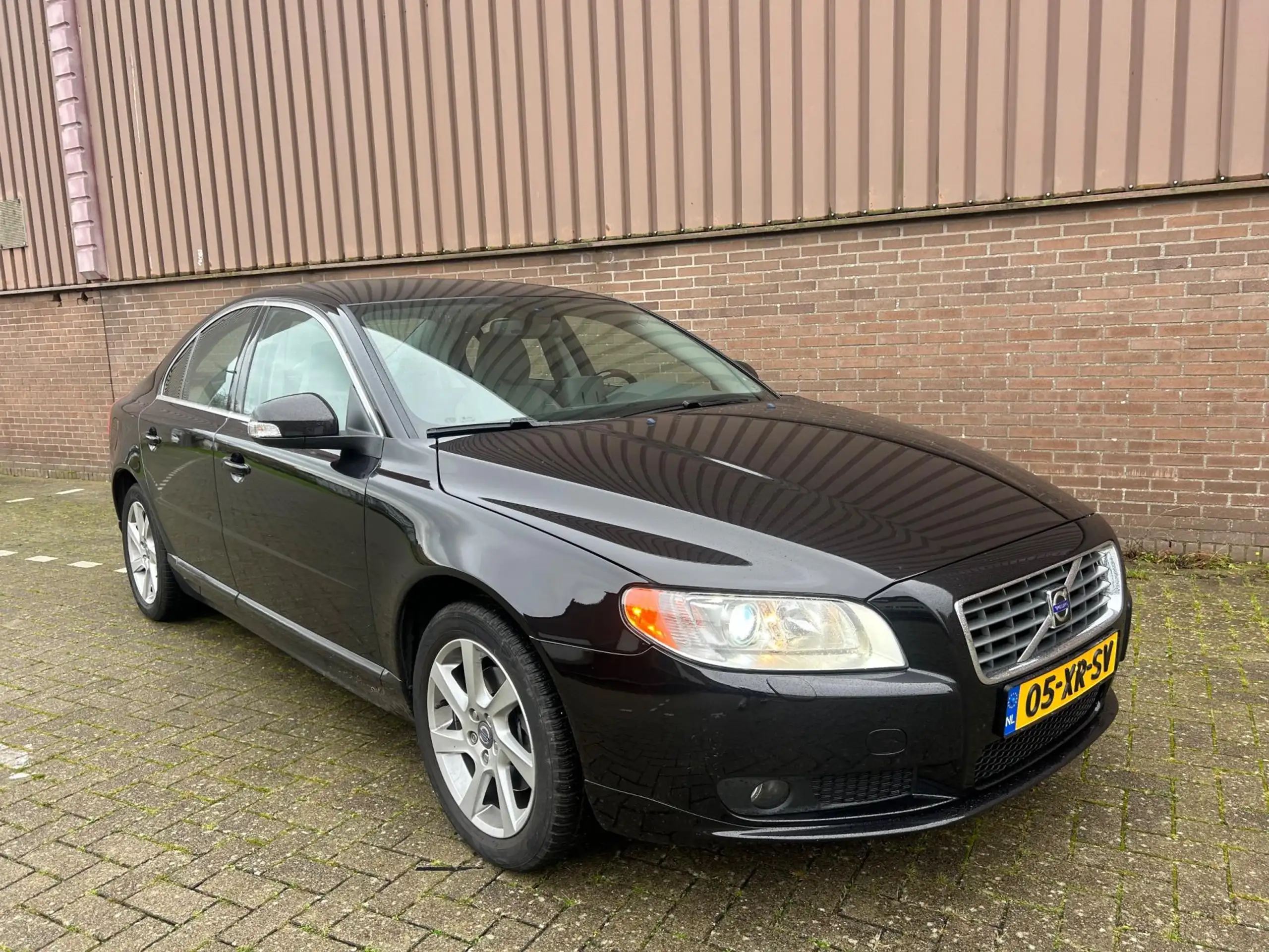 Volvo - S80