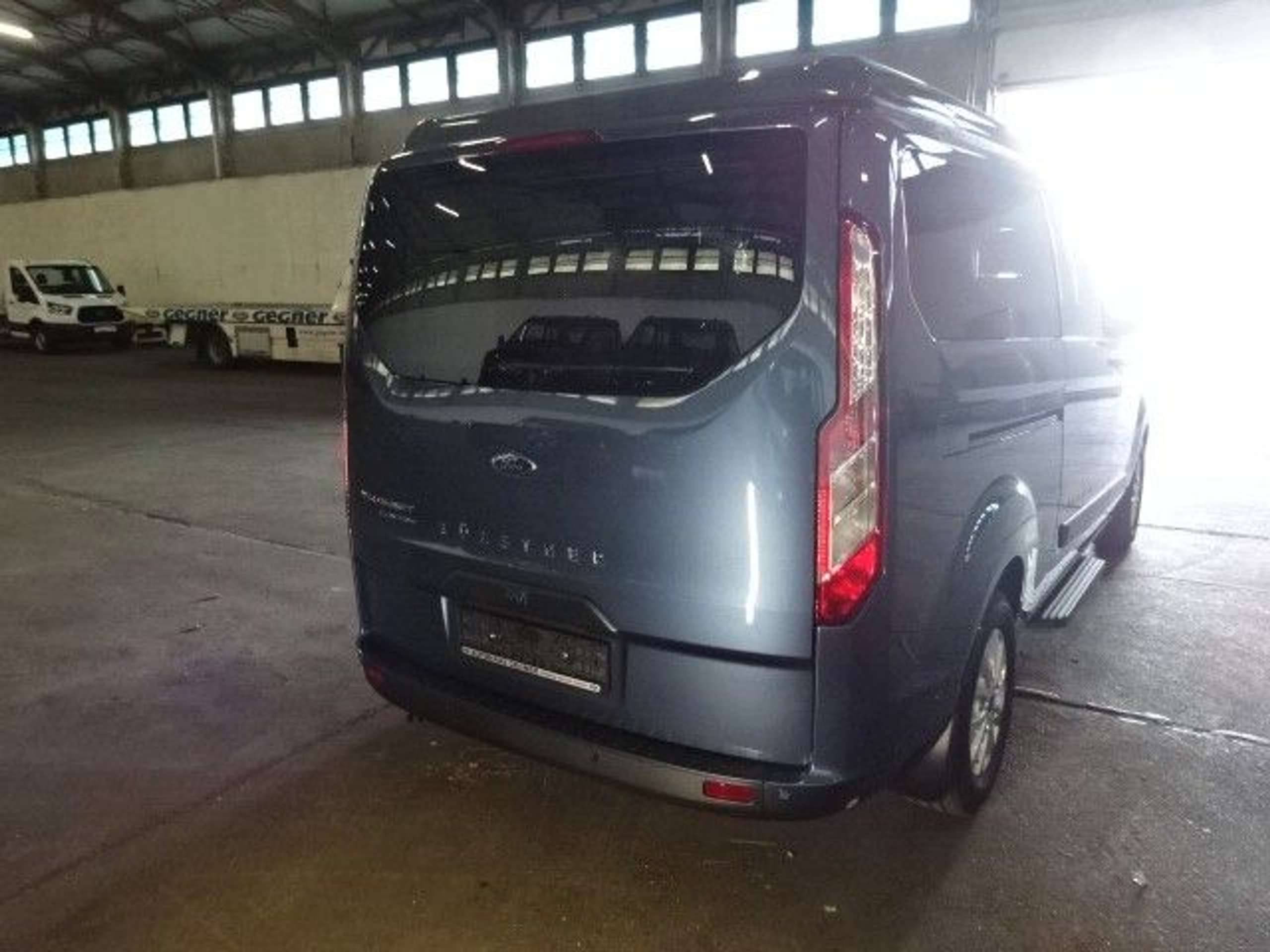 Ford - Transit Custom