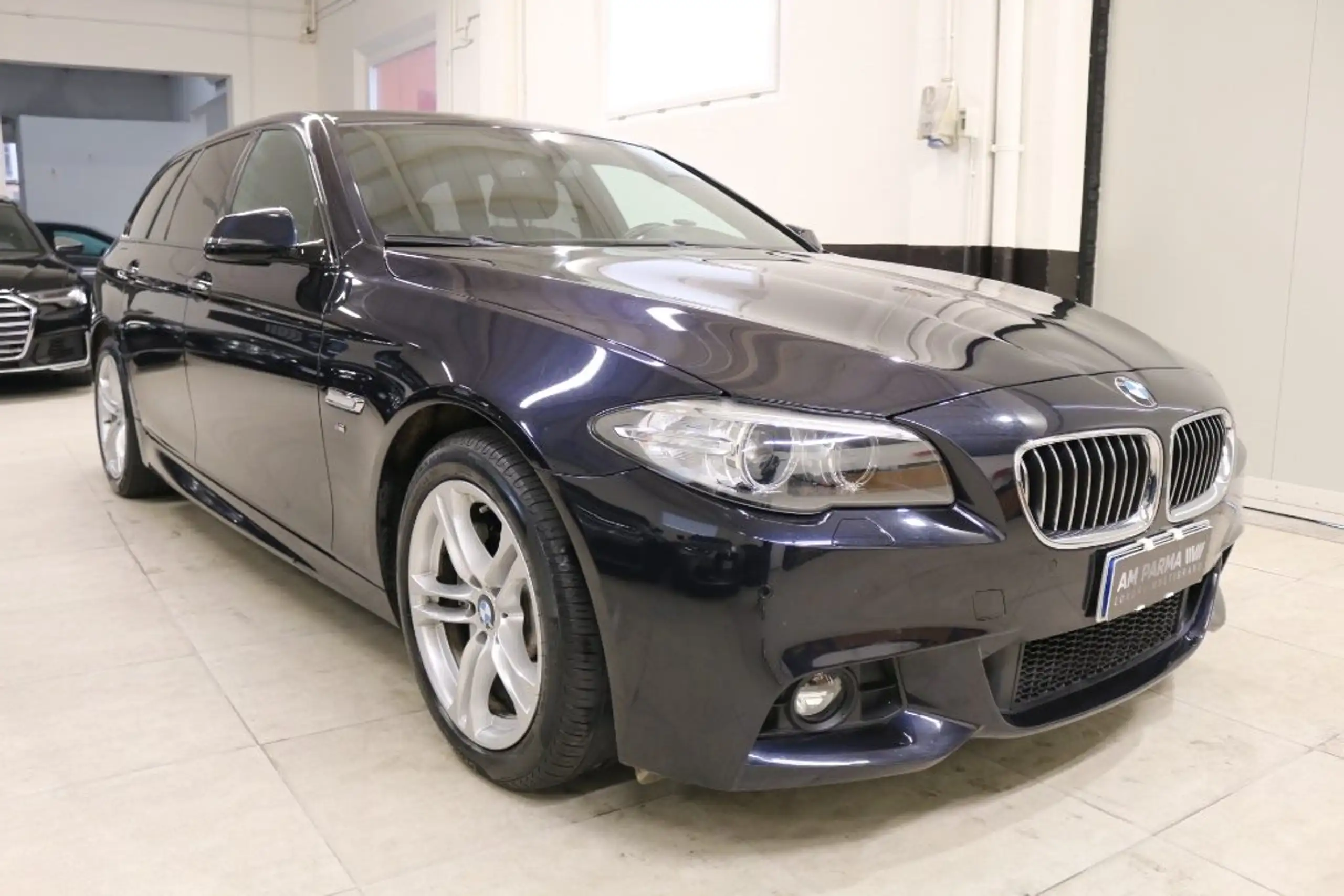 BMW - 525