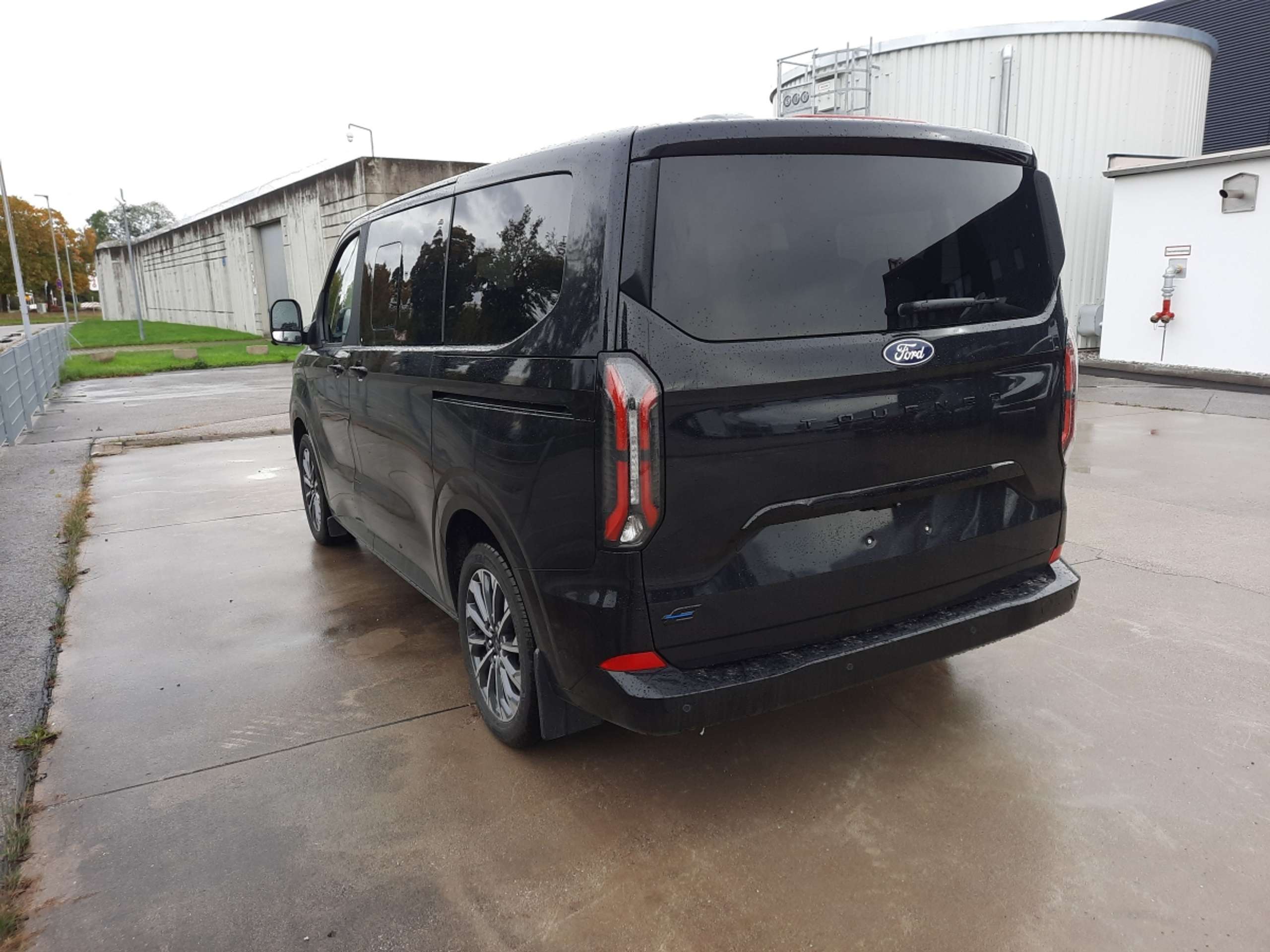 Ford - Tourneo Custom