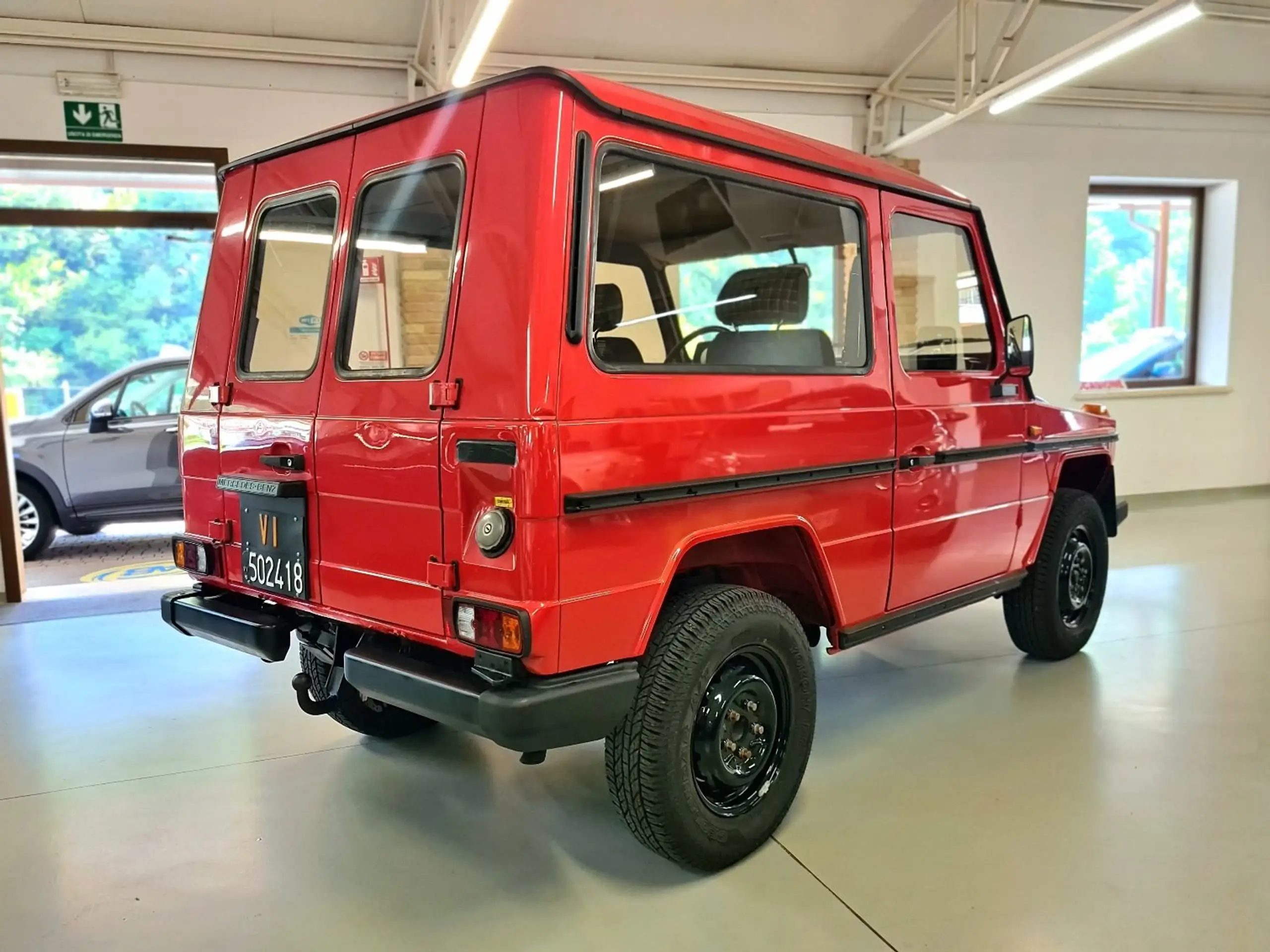 Mercedes-Benz - G 240