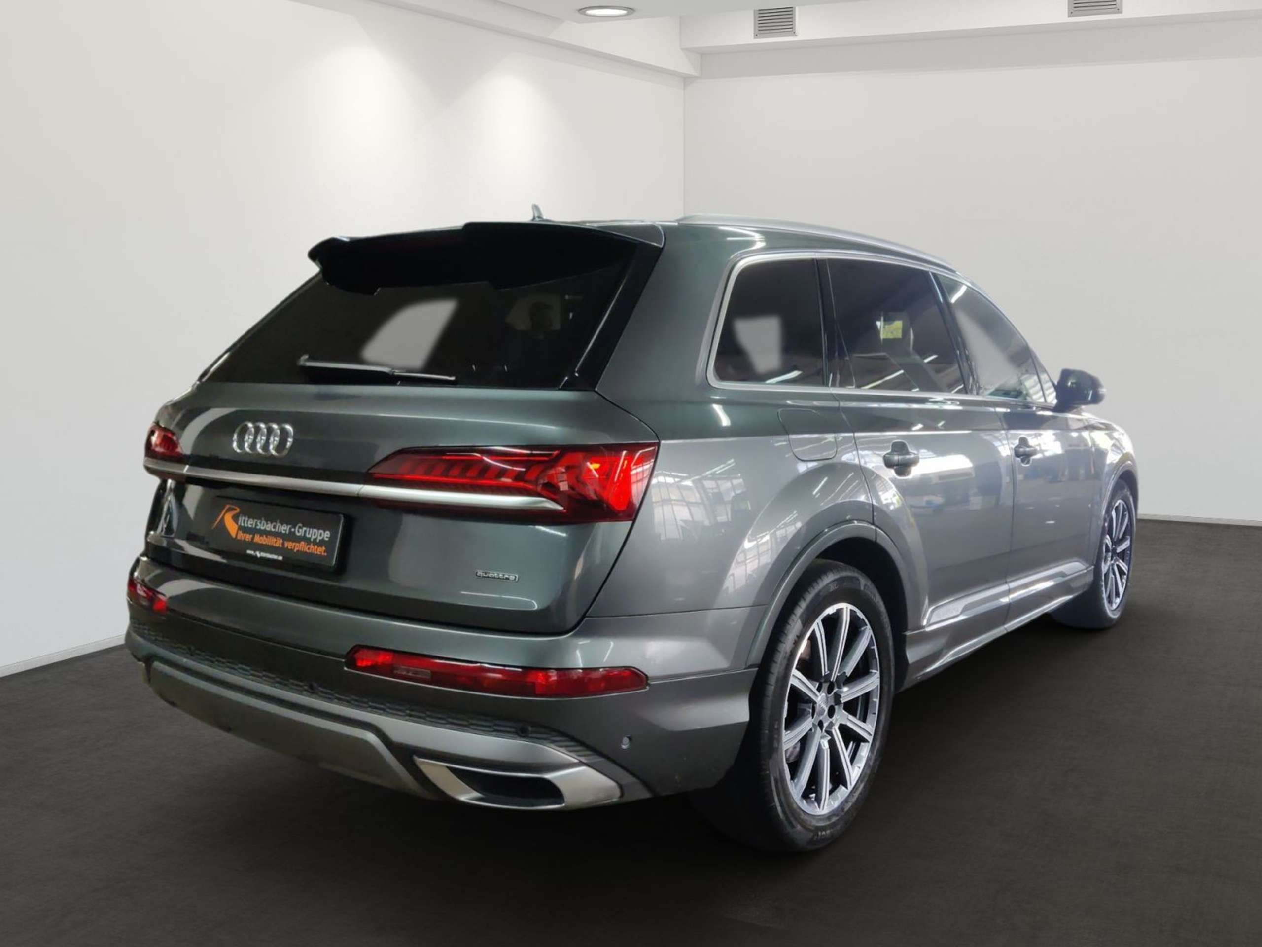 Audi - Q7